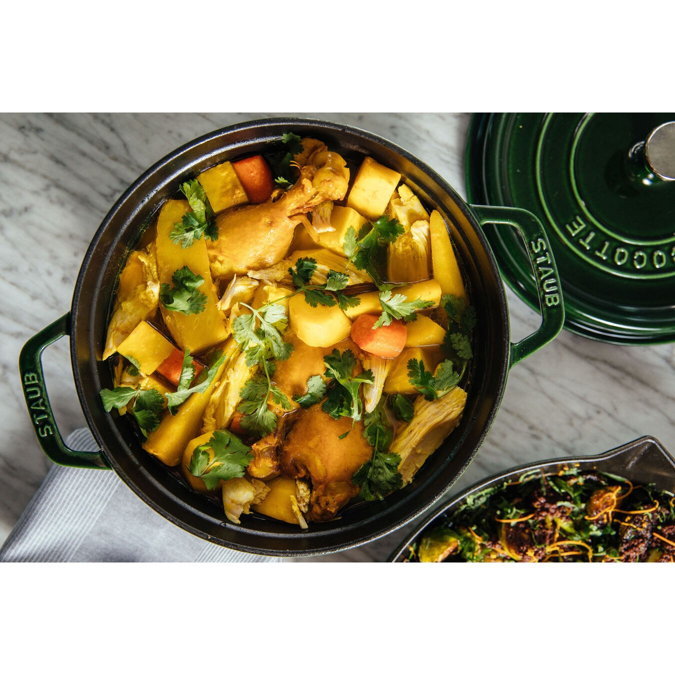 Hrnec STAUB kulatý 24 cm zelený_1