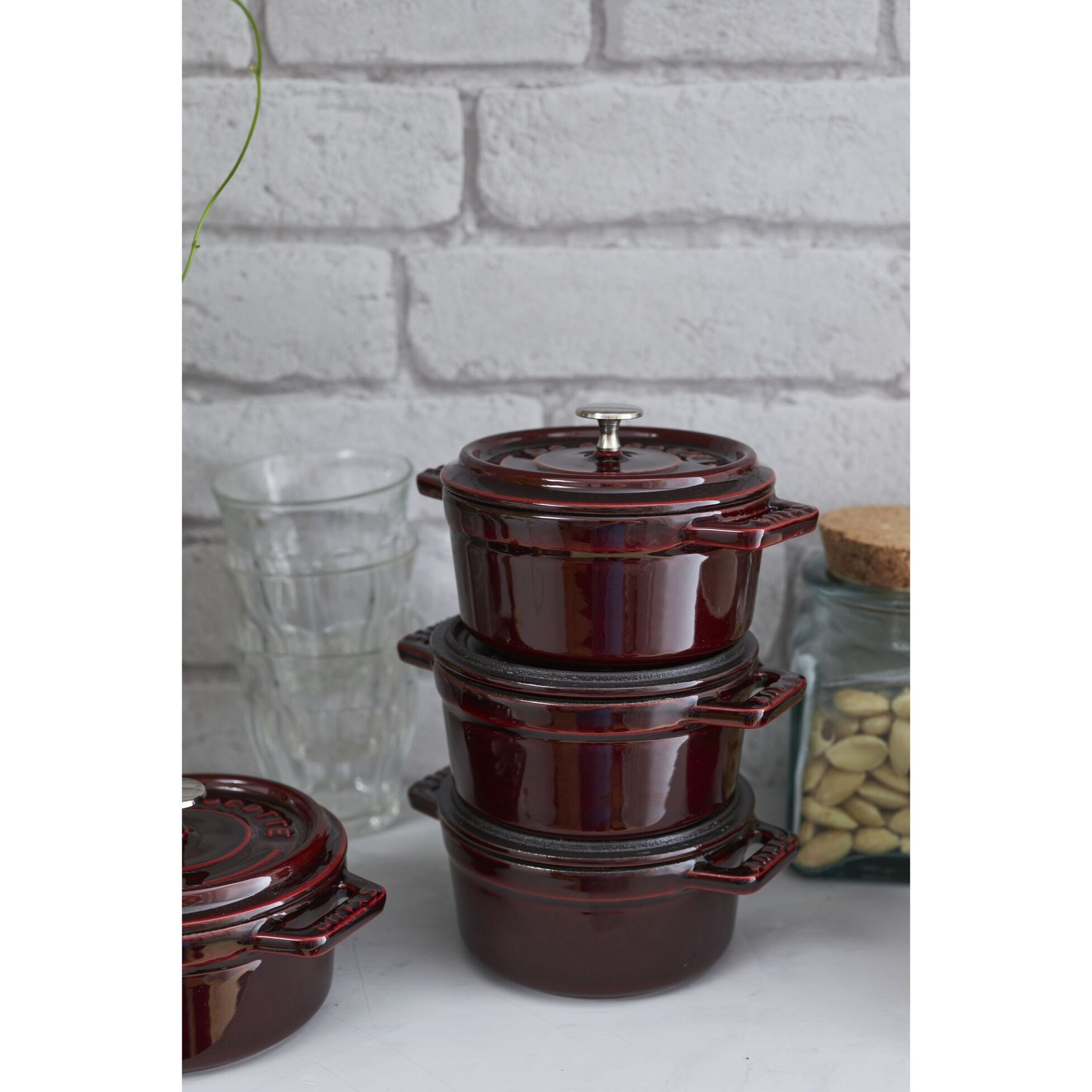 Hrnec STAUB  kulatý 10 cm vínový 0,25l_4