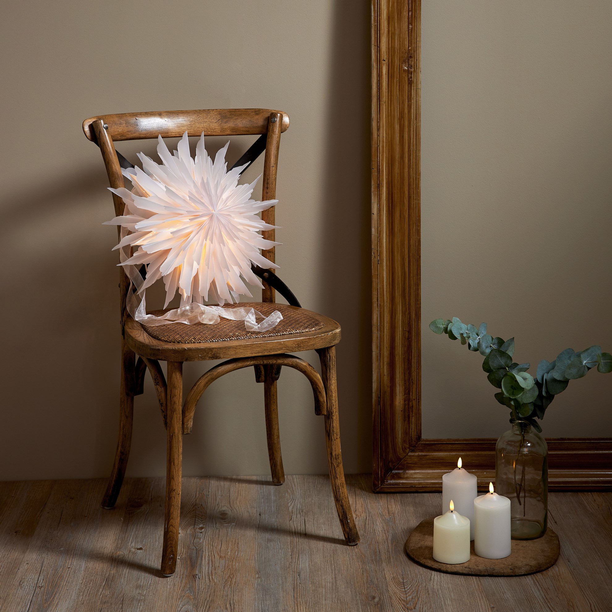 Papírová hvězda na zavěšení, P.40 cm, bez světelného zdroje (083-00)_0