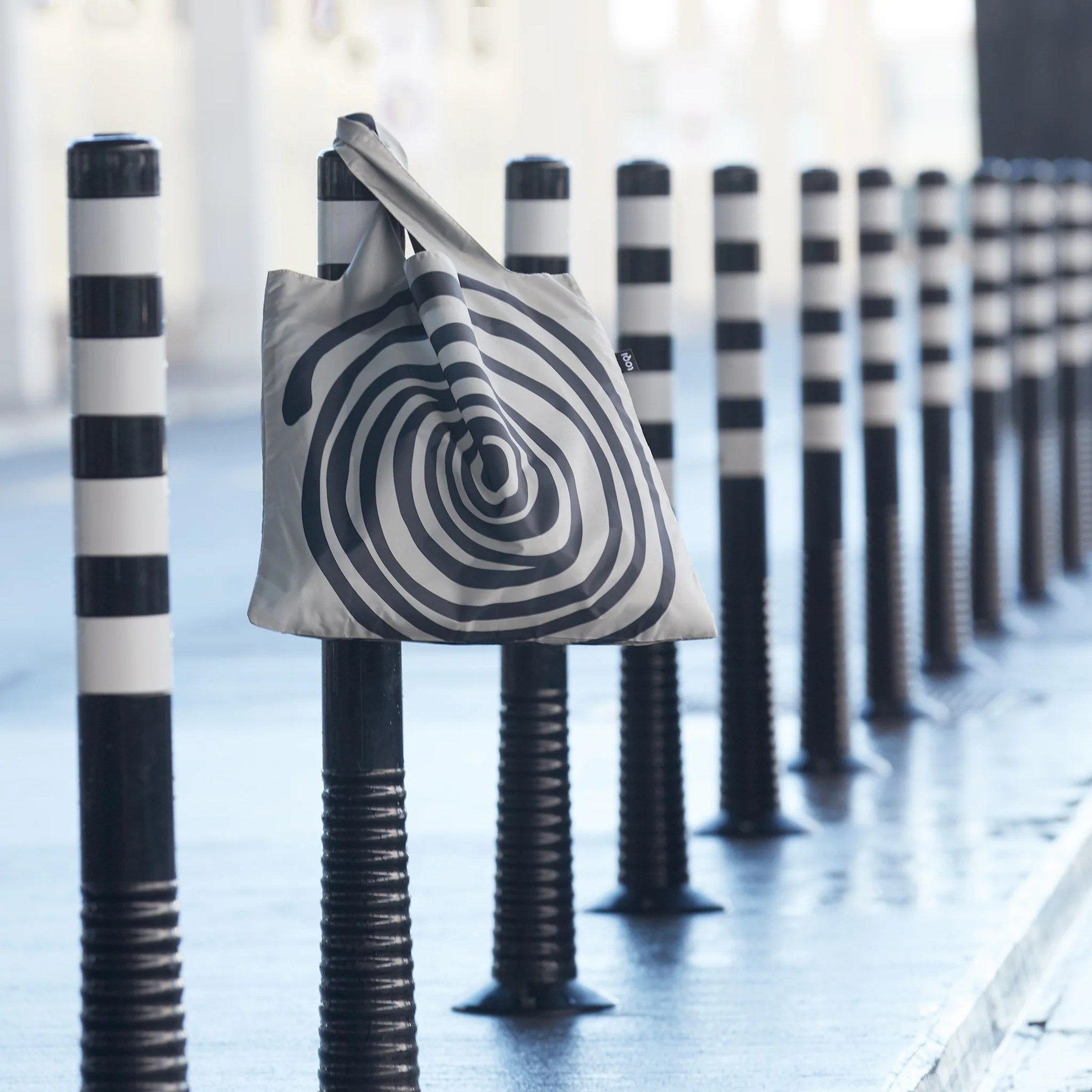 Taška LOQI - LOUISE BOURGEOIS II_1