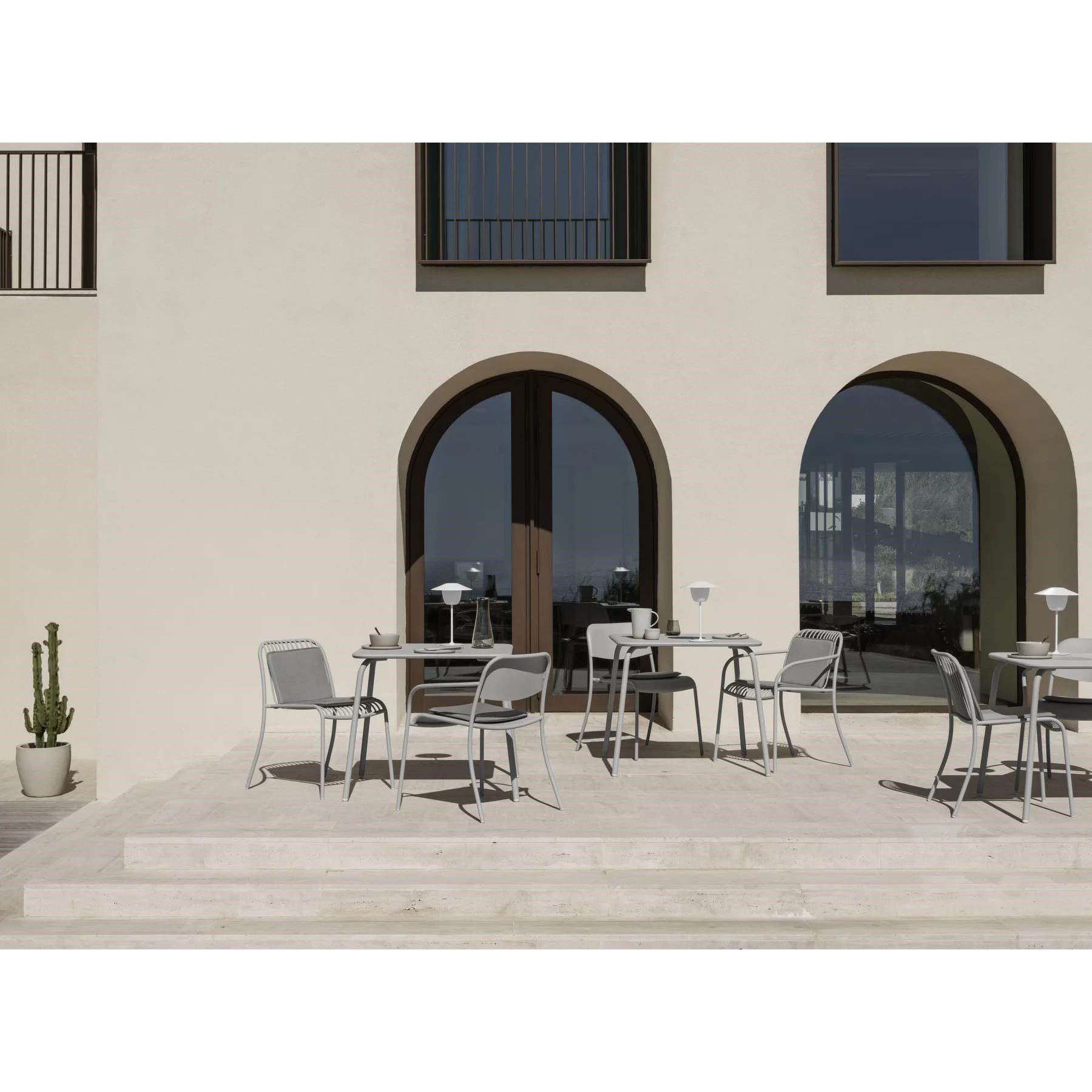 Zahradní židle s područkami YUA světle šedá 2_9