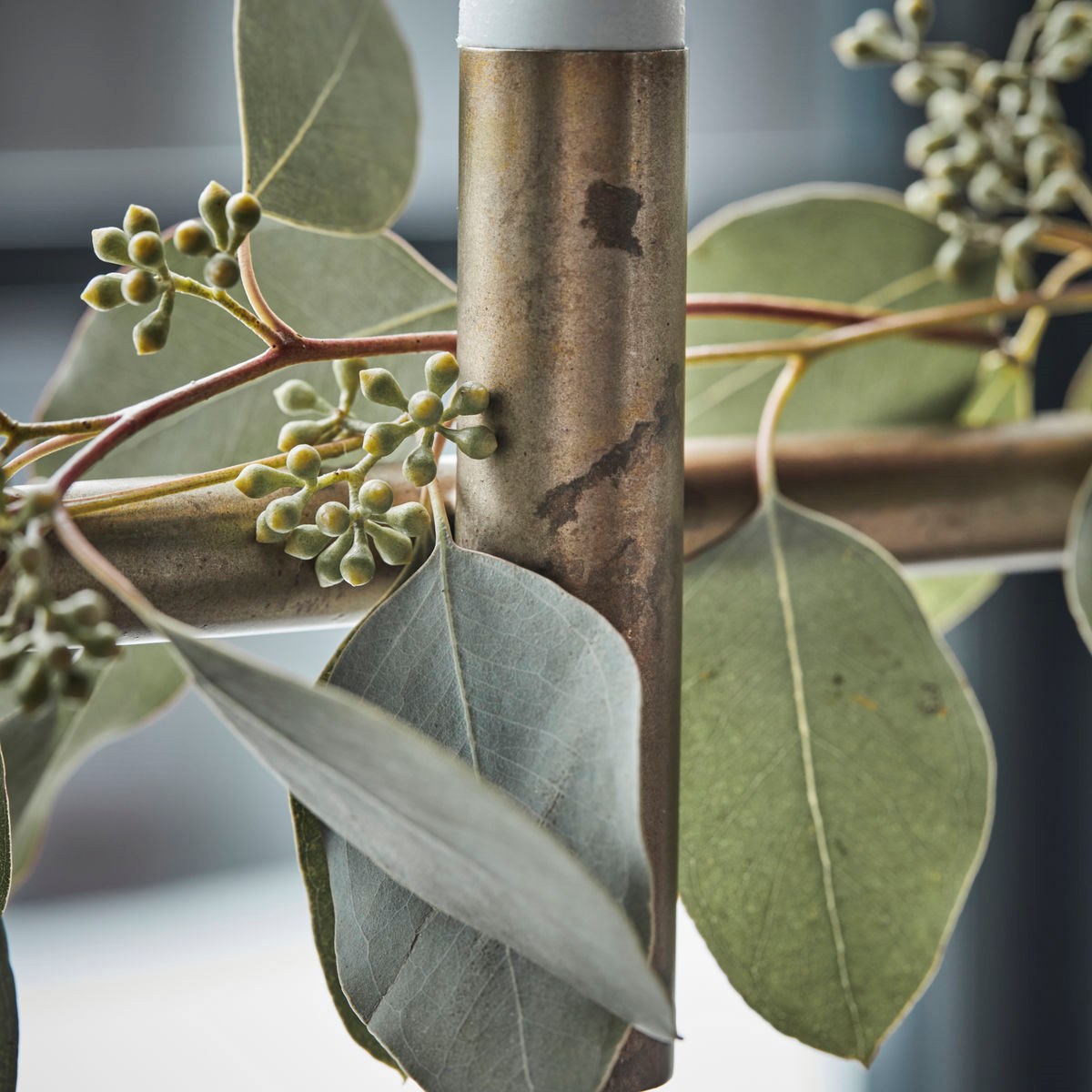 Závěsný svícen pro LED svíčky D.102cm mosazný_2