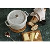 Hrnec STAUB  kulatý 28 cm bílý lanýž 6,7l_1
