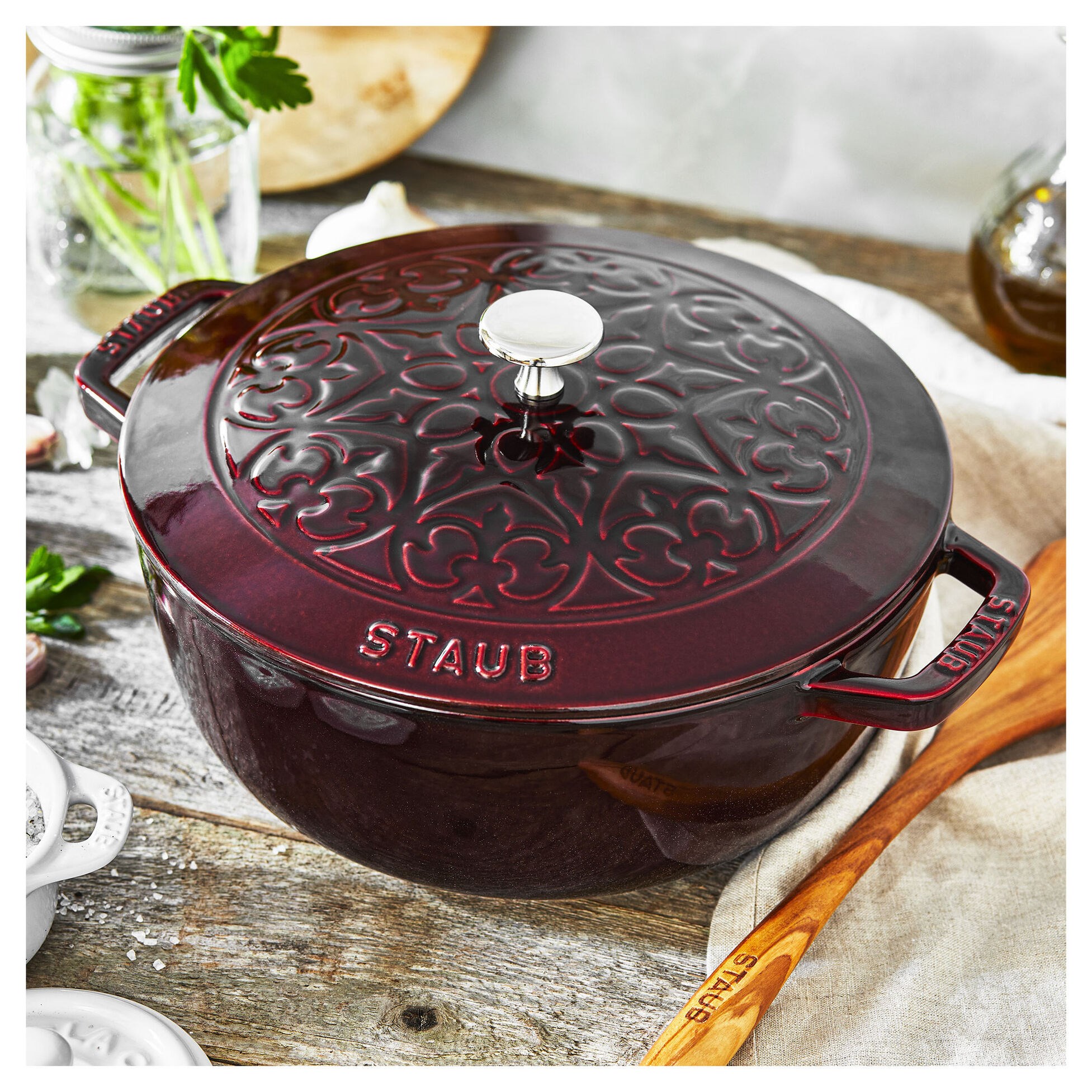 Hrnec STAUB  lilie 24 cm 3,6l_5