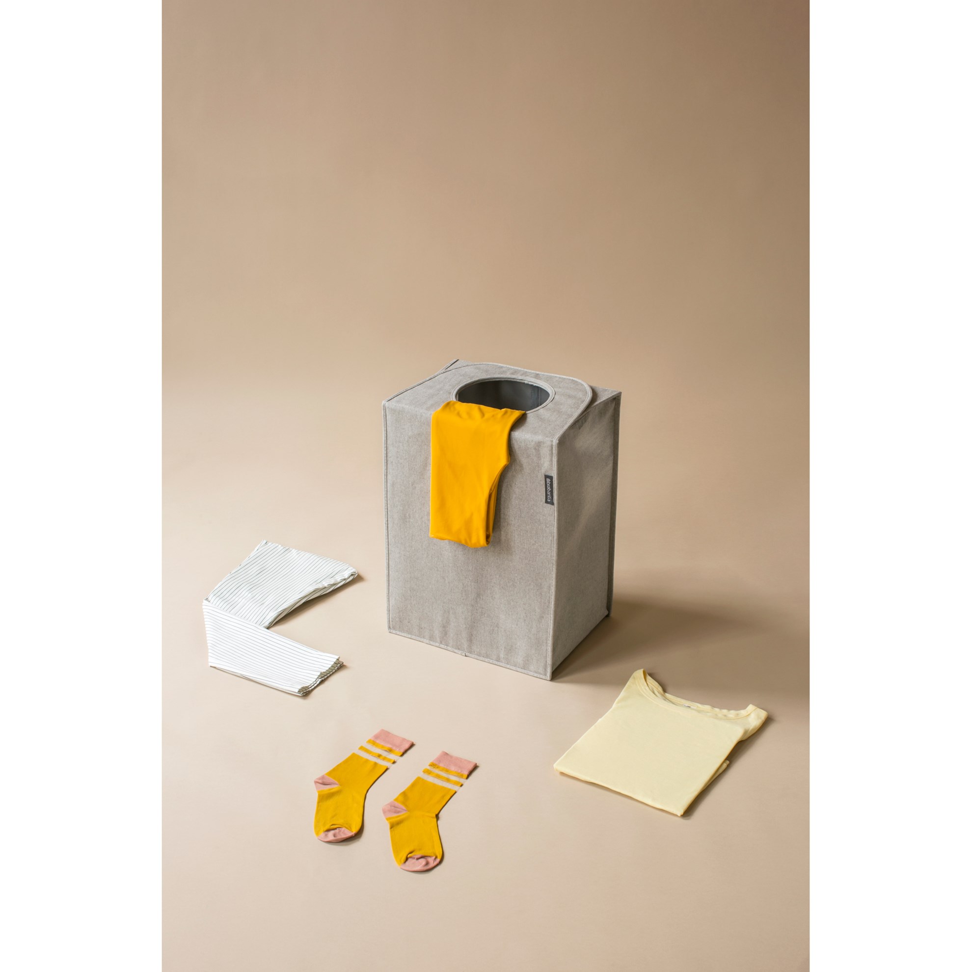 Koš/taška na prádlo Brabantia 55l šedý_7