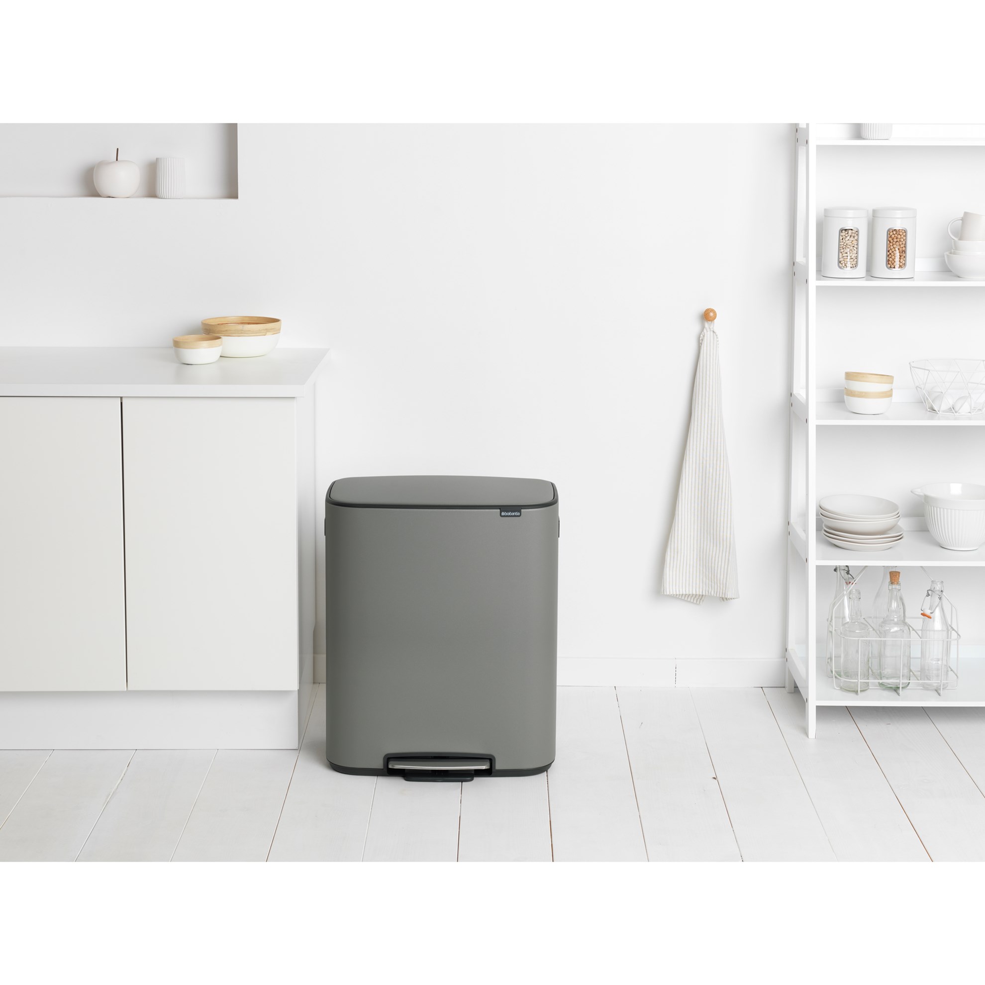 Pedálový odpadkový koš Brabantia BO 60l šedý_6