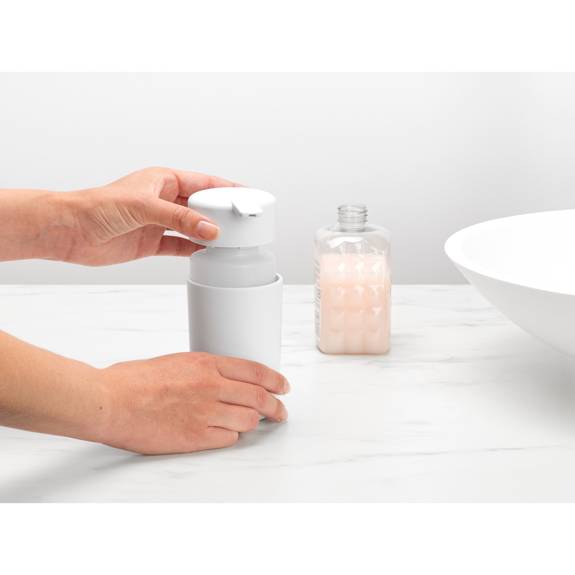 Dávkovač mýdla Brabantia 250ml bílý_5