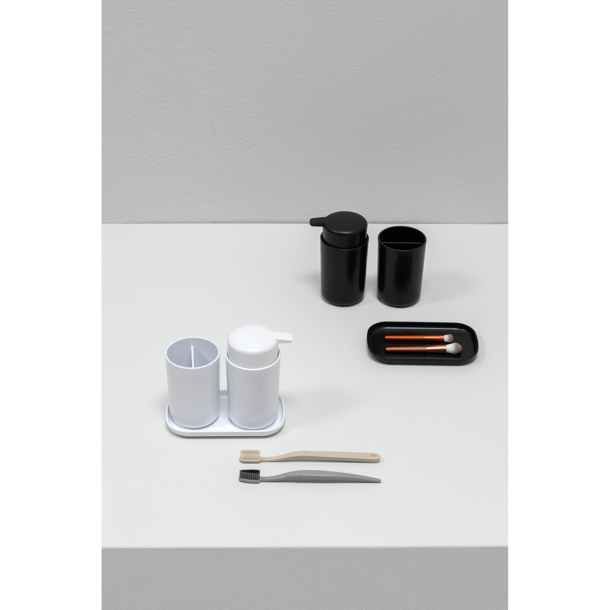 Koupelnová sada Brabantia RENEW SET/3ks tmavě šedá_6