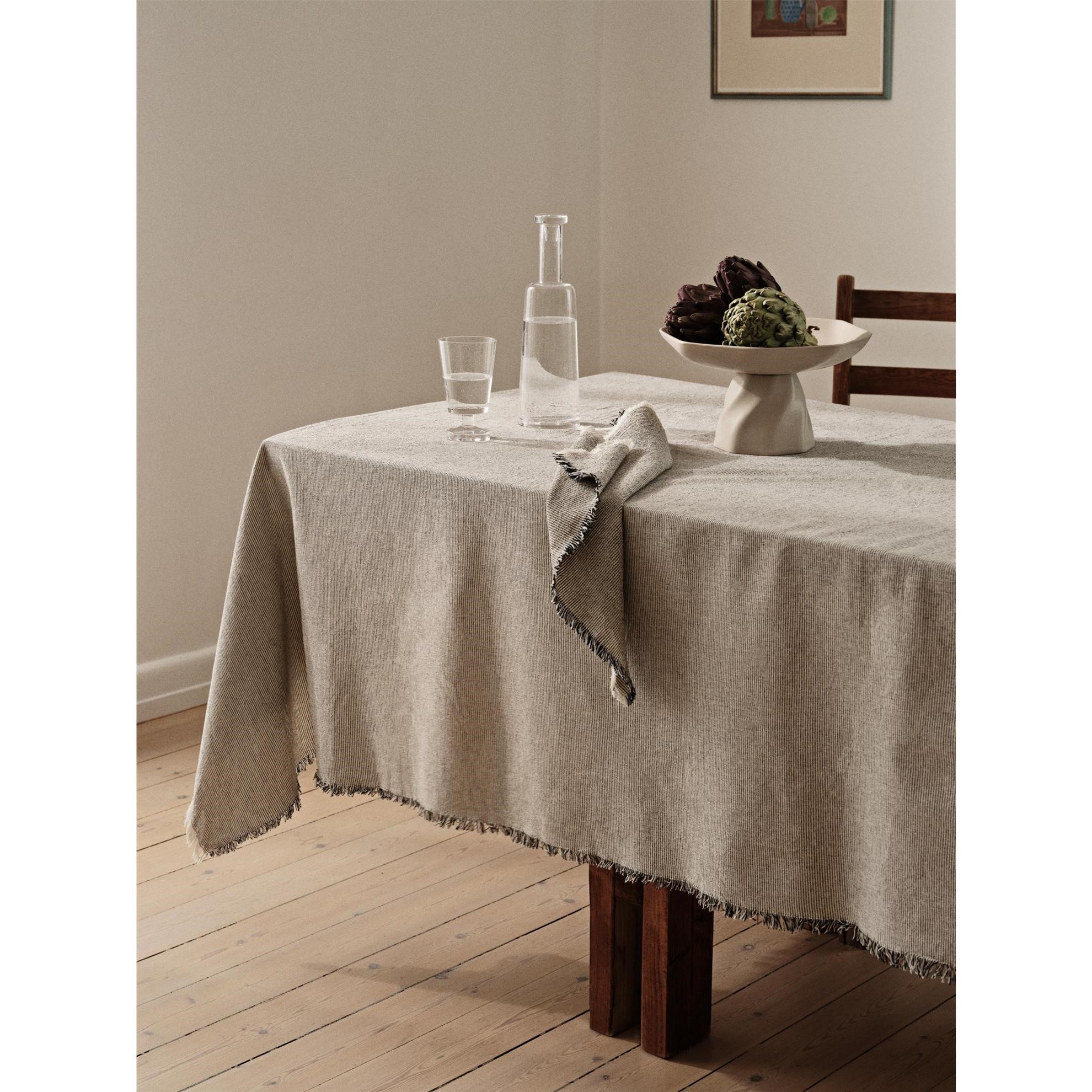 Sklenice na červené víno BUBBLE 250ml čirá_1