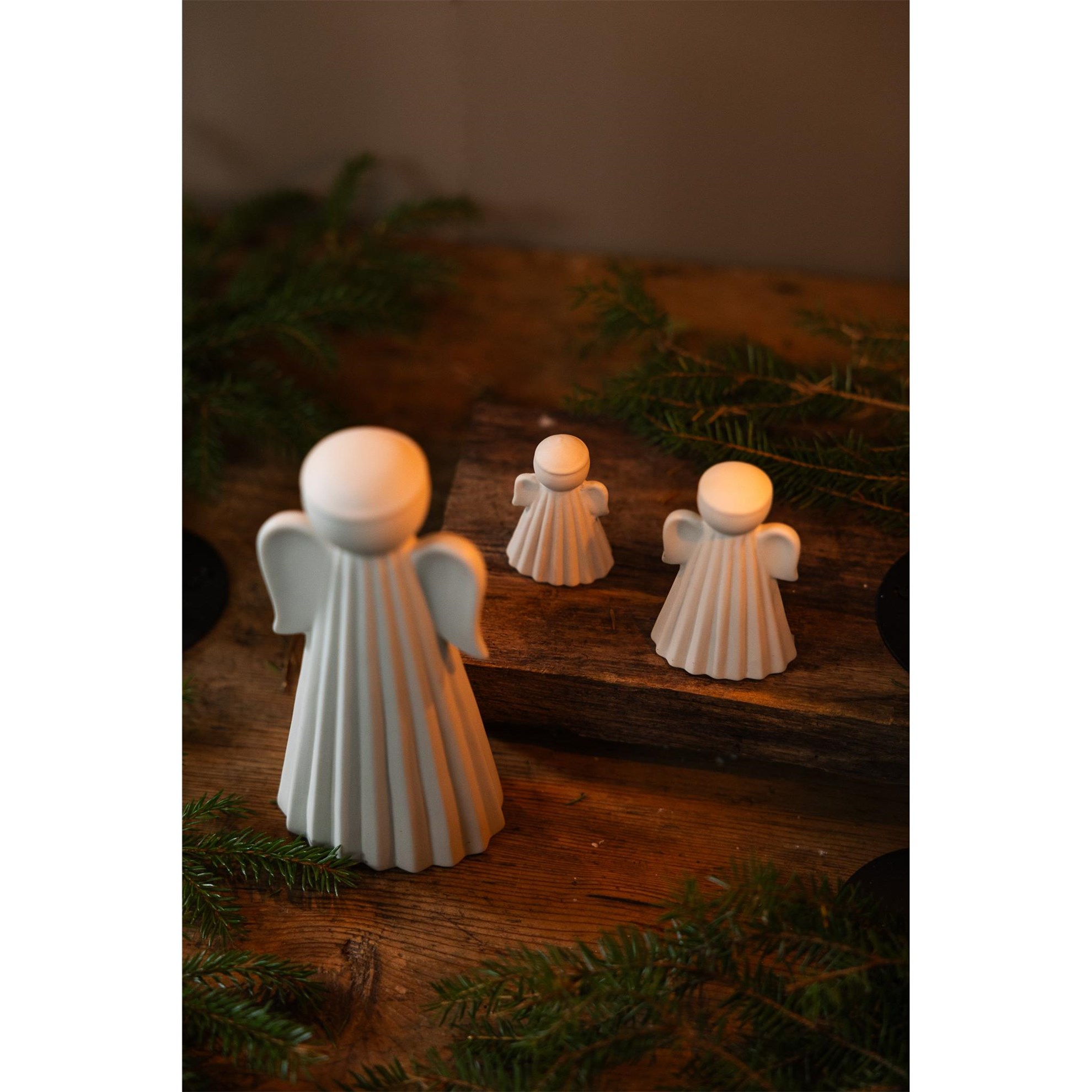 Keramický anděl SAGA střední V.9cm bílý_2