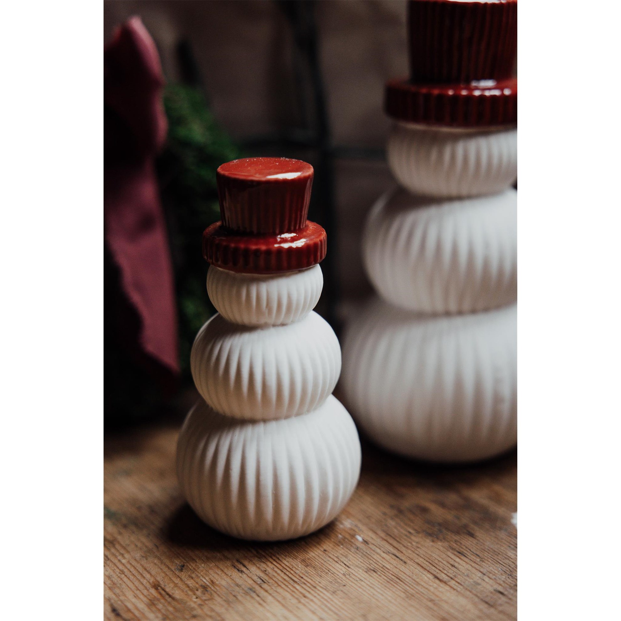 Keramická dekorace/sněhulák FRANK V.14cm červený_0