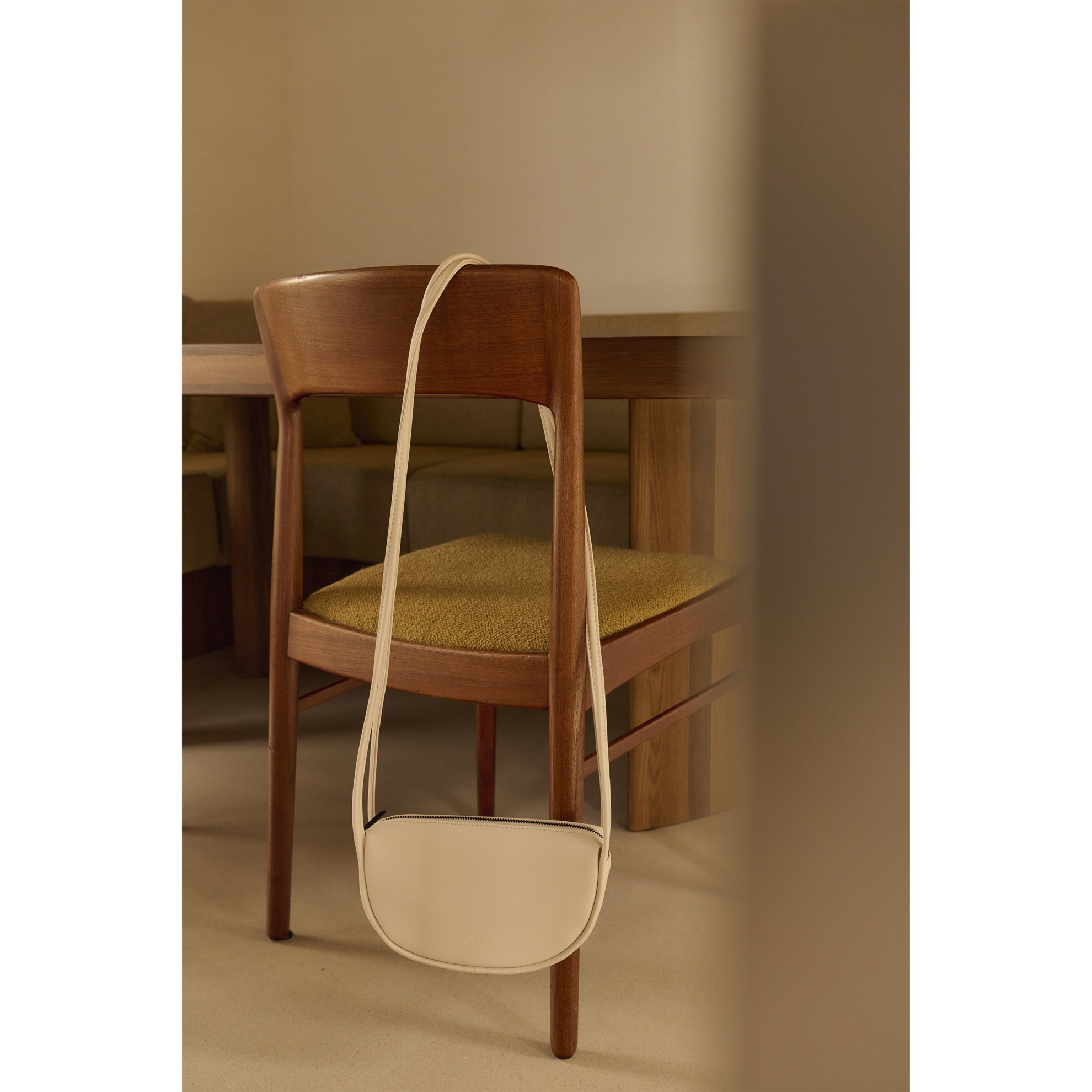 Kabelka Monk & Anna HIKARU selentine_3