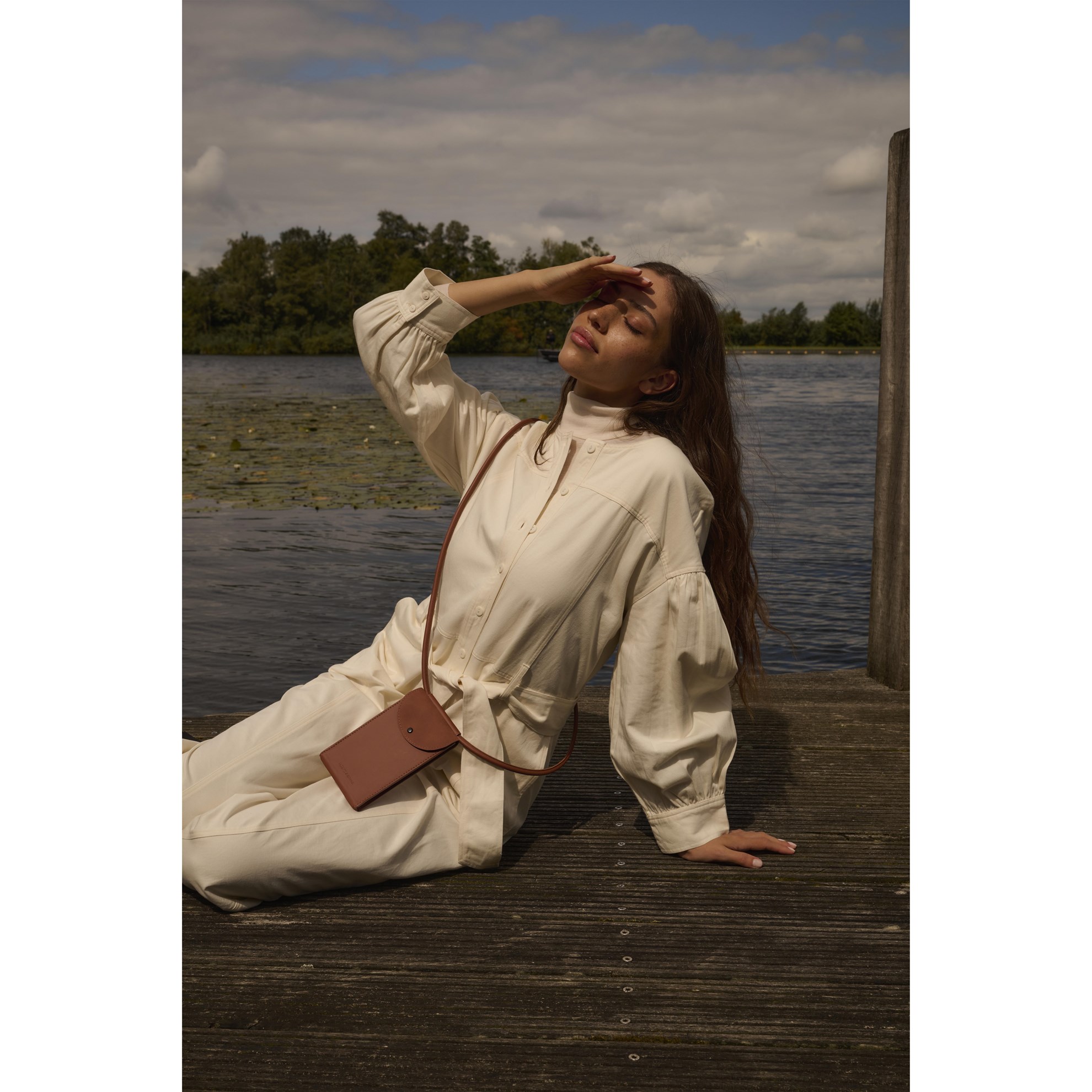 Pouzdro na telefon Monk & Anna carnelian_2
