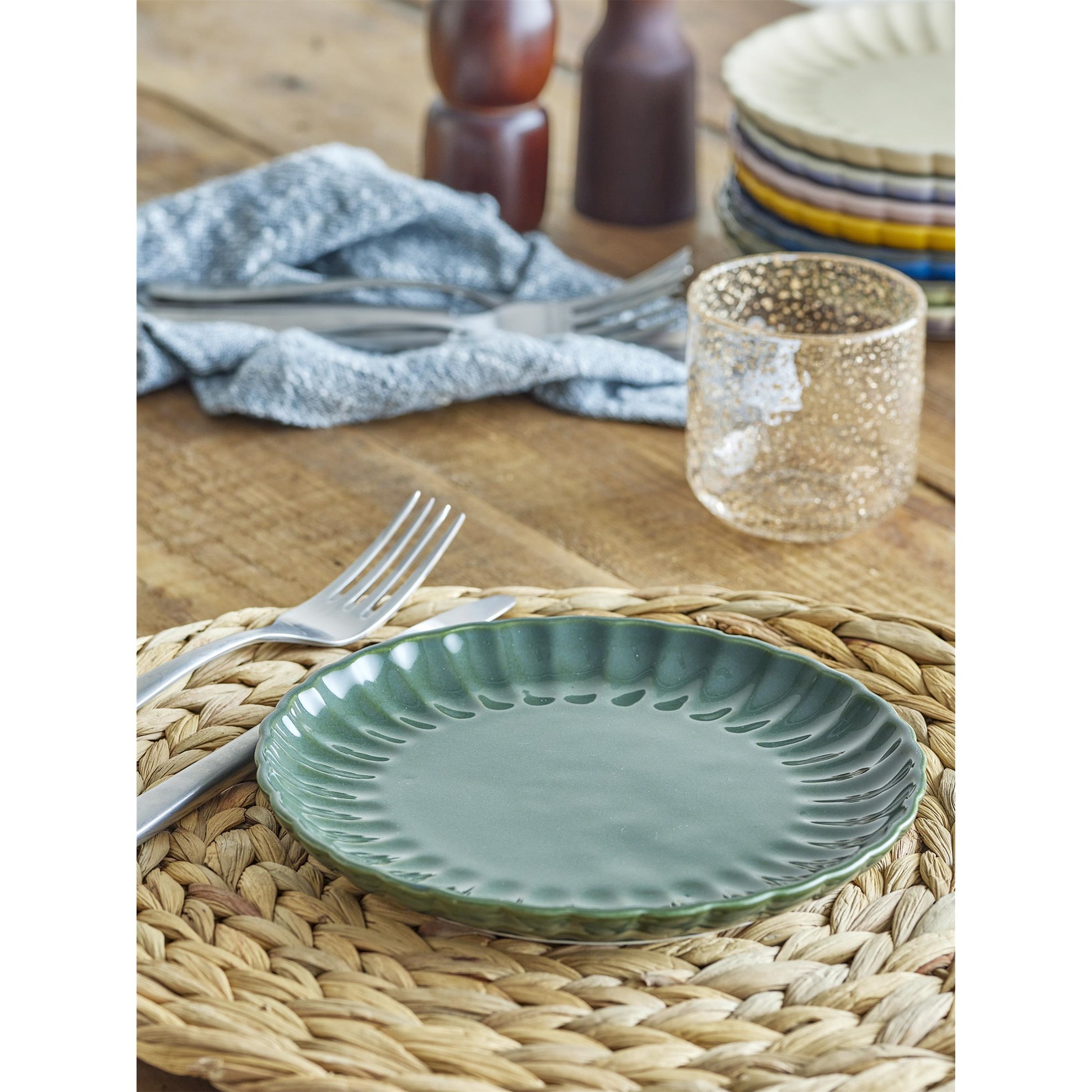 Dezertní talíř LATINA P.20 cm tm. zelený_2