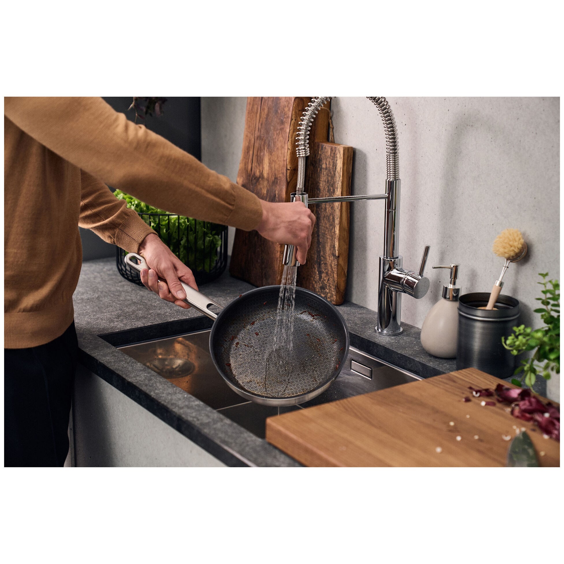 Pánev ZWILLING JOYPLUS 24 cm_8