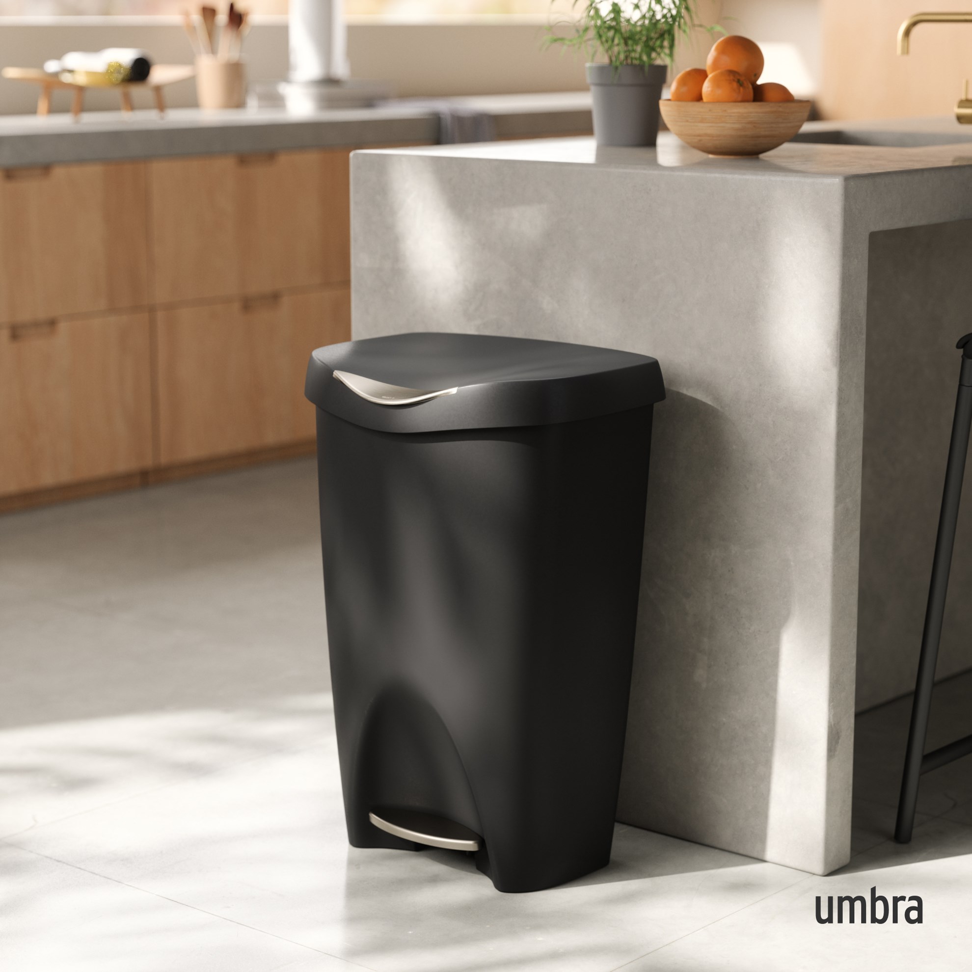 Odpadkový koš Umbra BRIM 50l černý/nikl_4