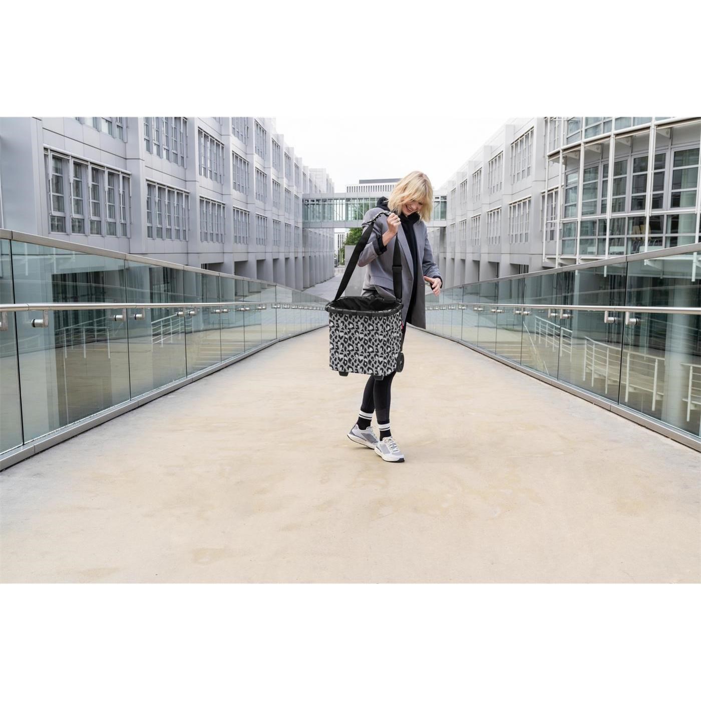 Taška na kolečkách Reisenthel Carrycruiser frame leo nero_1