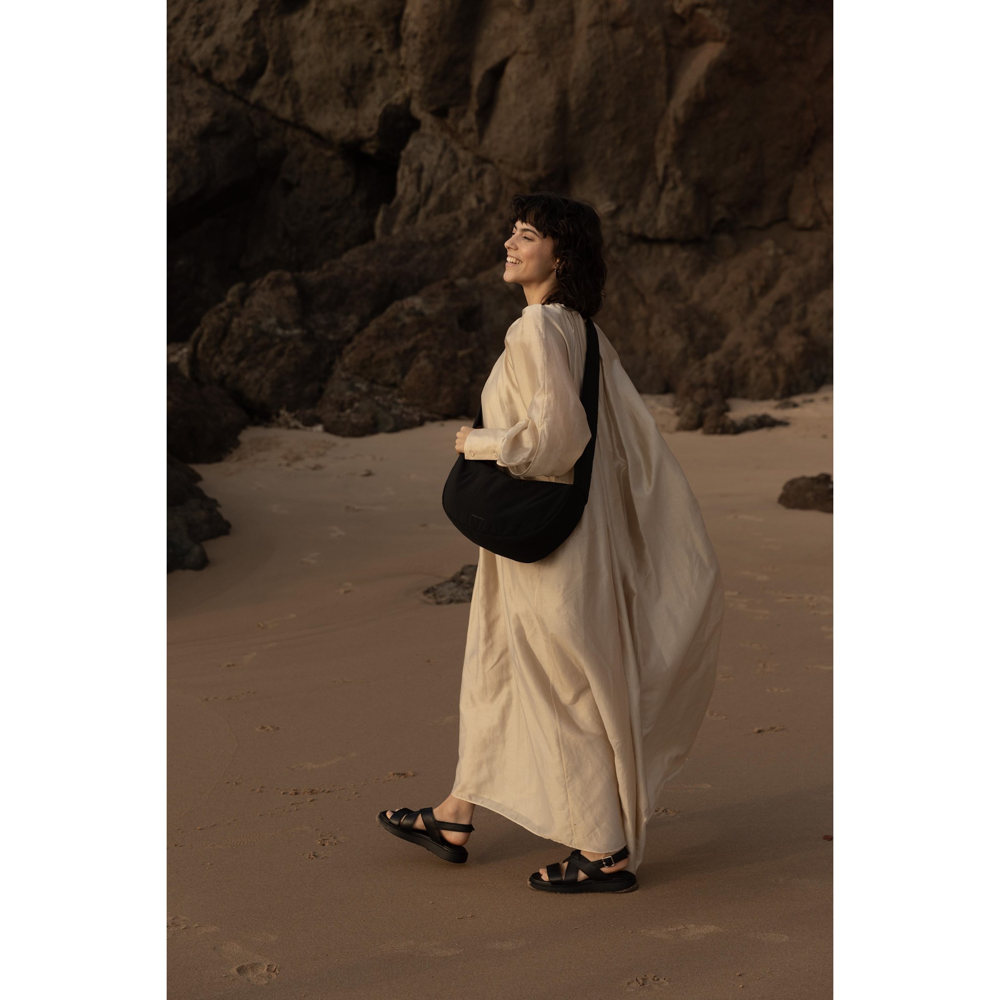 Kabelka cross body Monk & Anna NAMIKA black_1