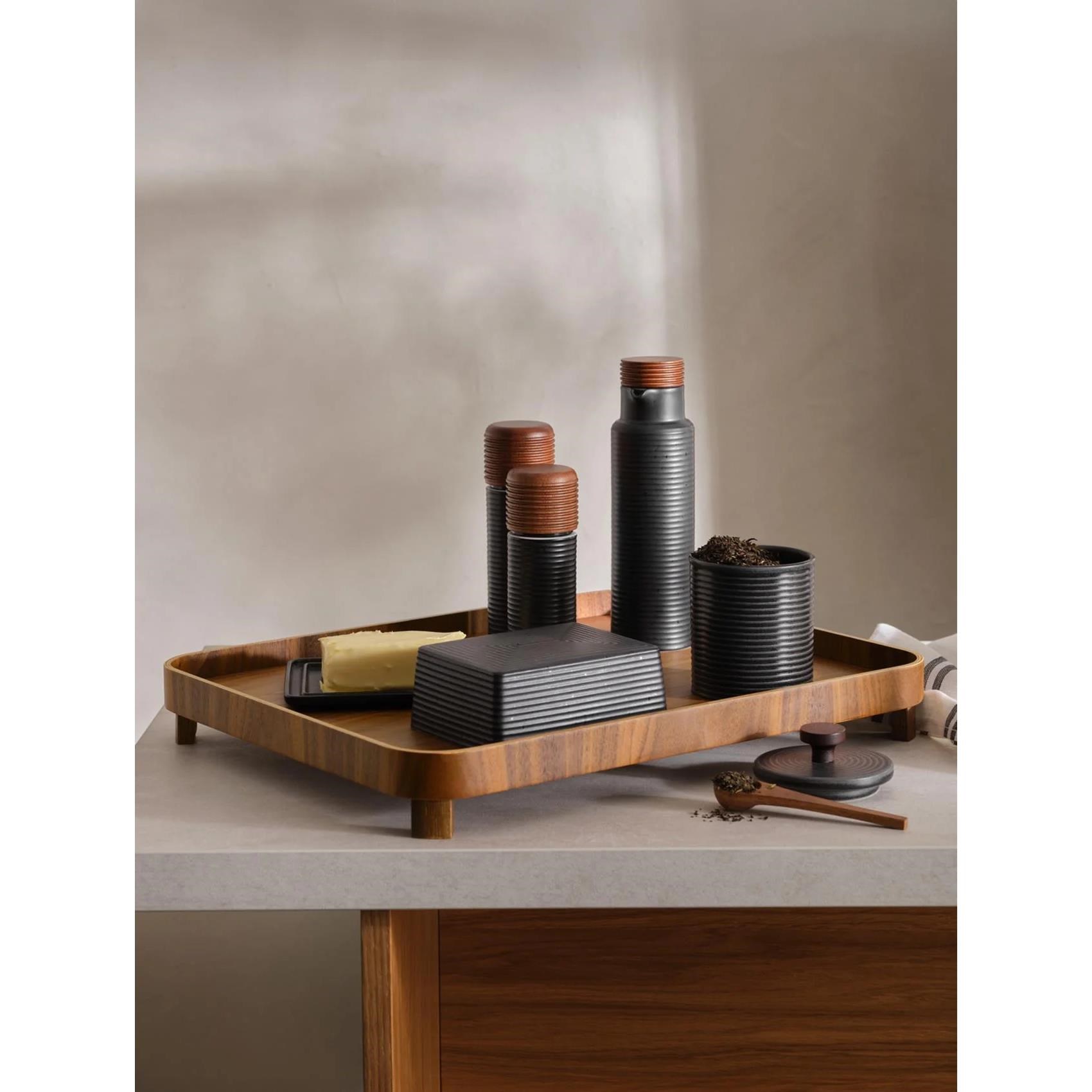 Servírovací tác/podnos na nožičkách Asa WOOD 45,5x36cm hnědý_0