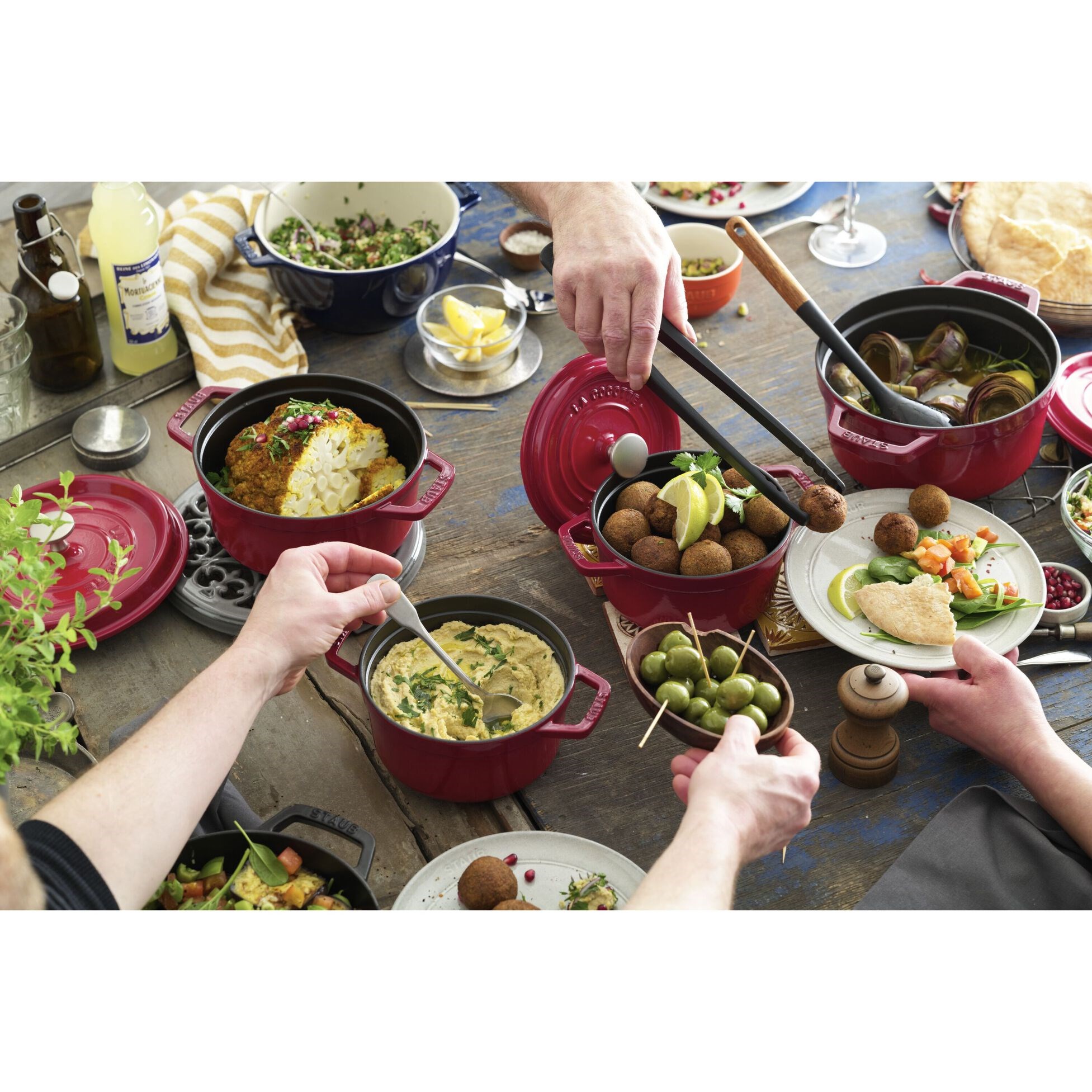 Hrnec STAUB  kulatý 18cm červený 1,7l_0