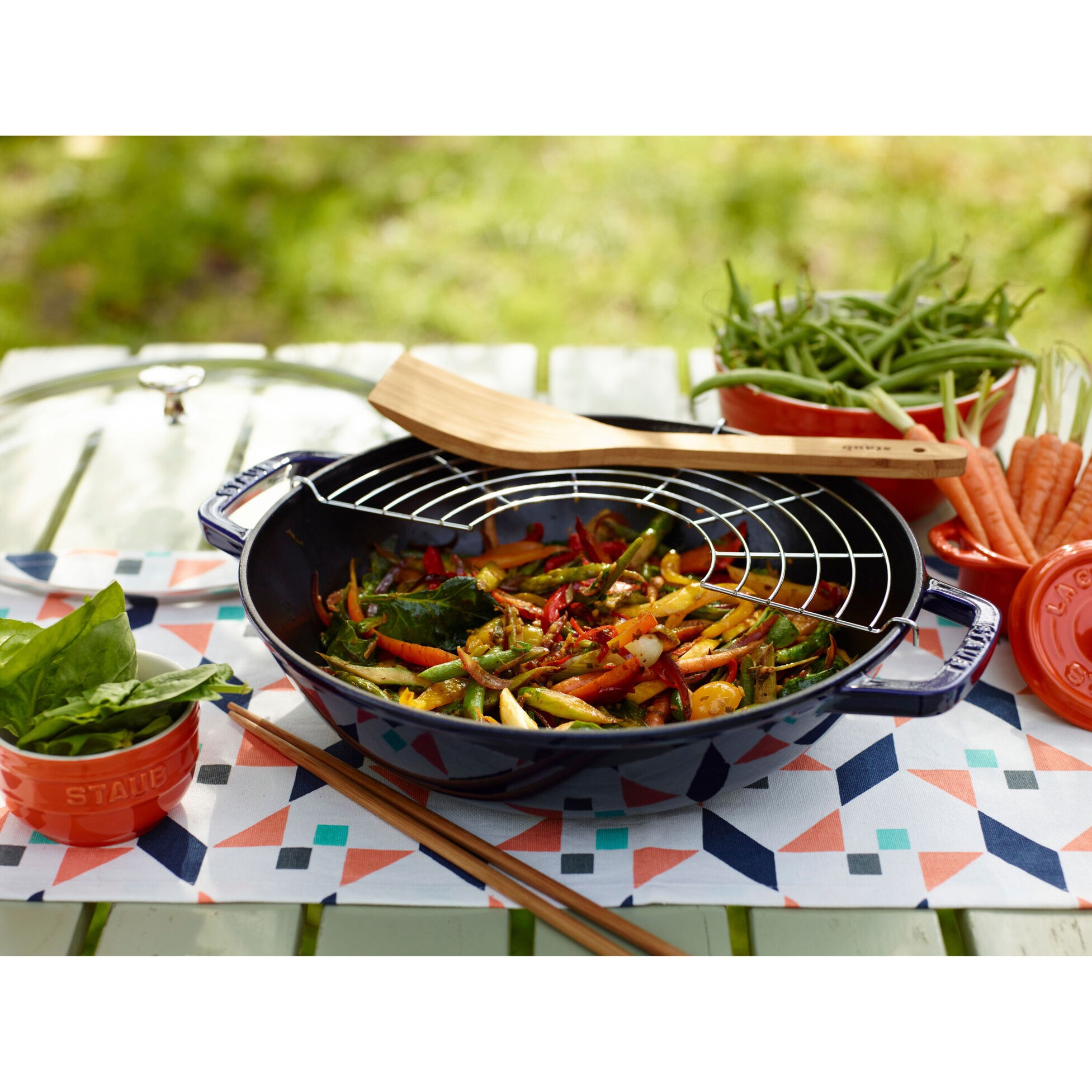 Pánev Wok STAUB 30cm modrá 4,19l_3