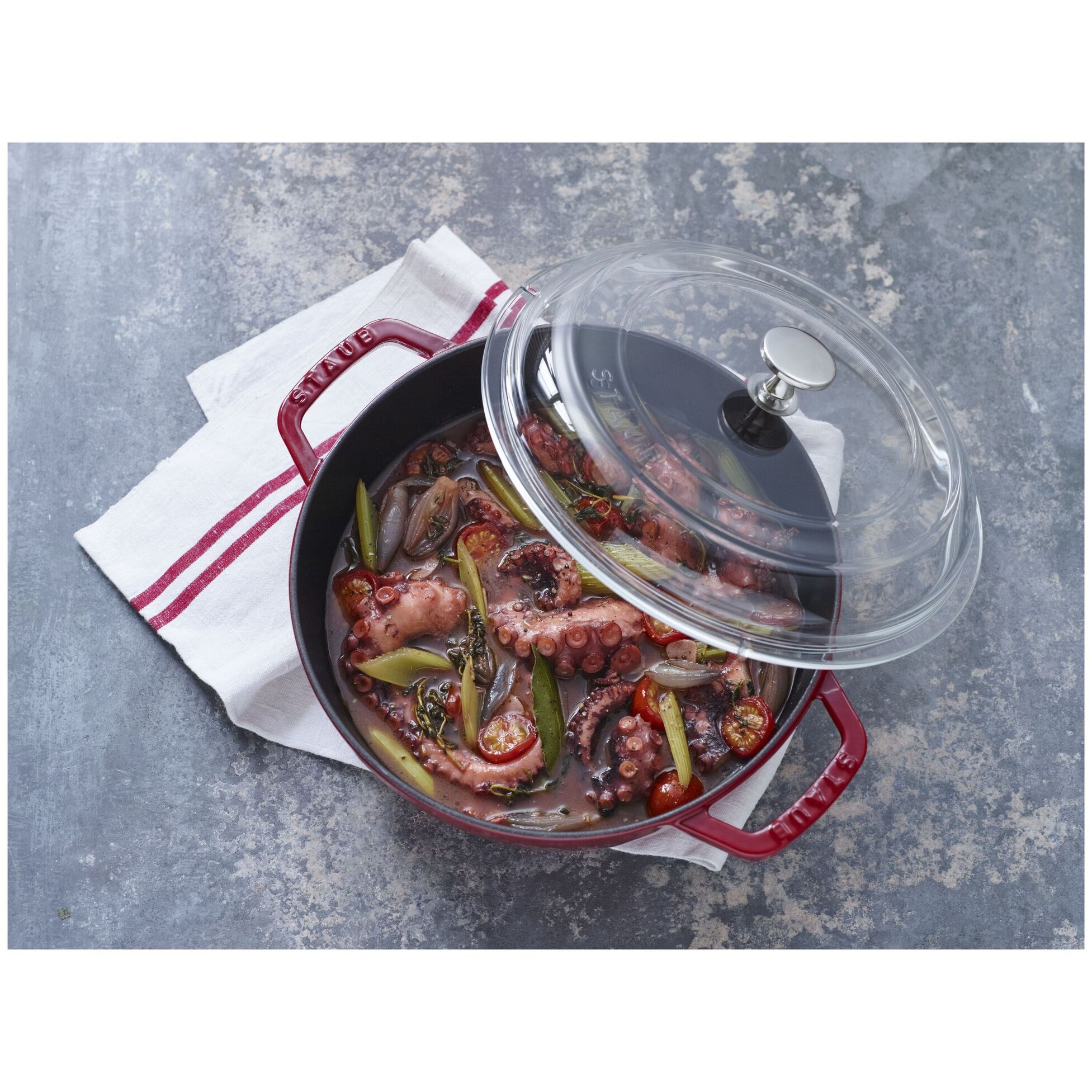 Poklice STAUB 28cm_2