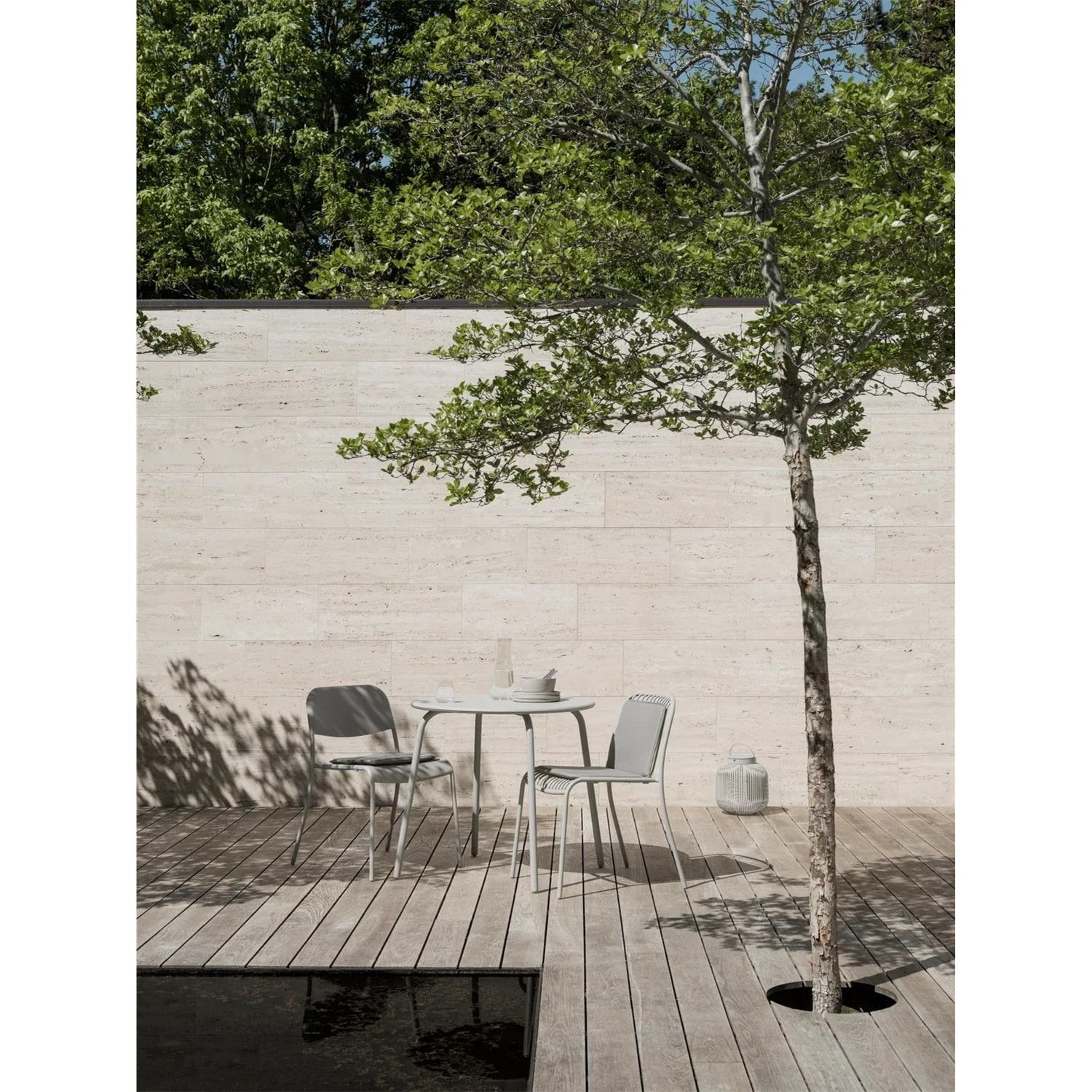 Zahradní židle Blomus YUA světle šedá 2_0