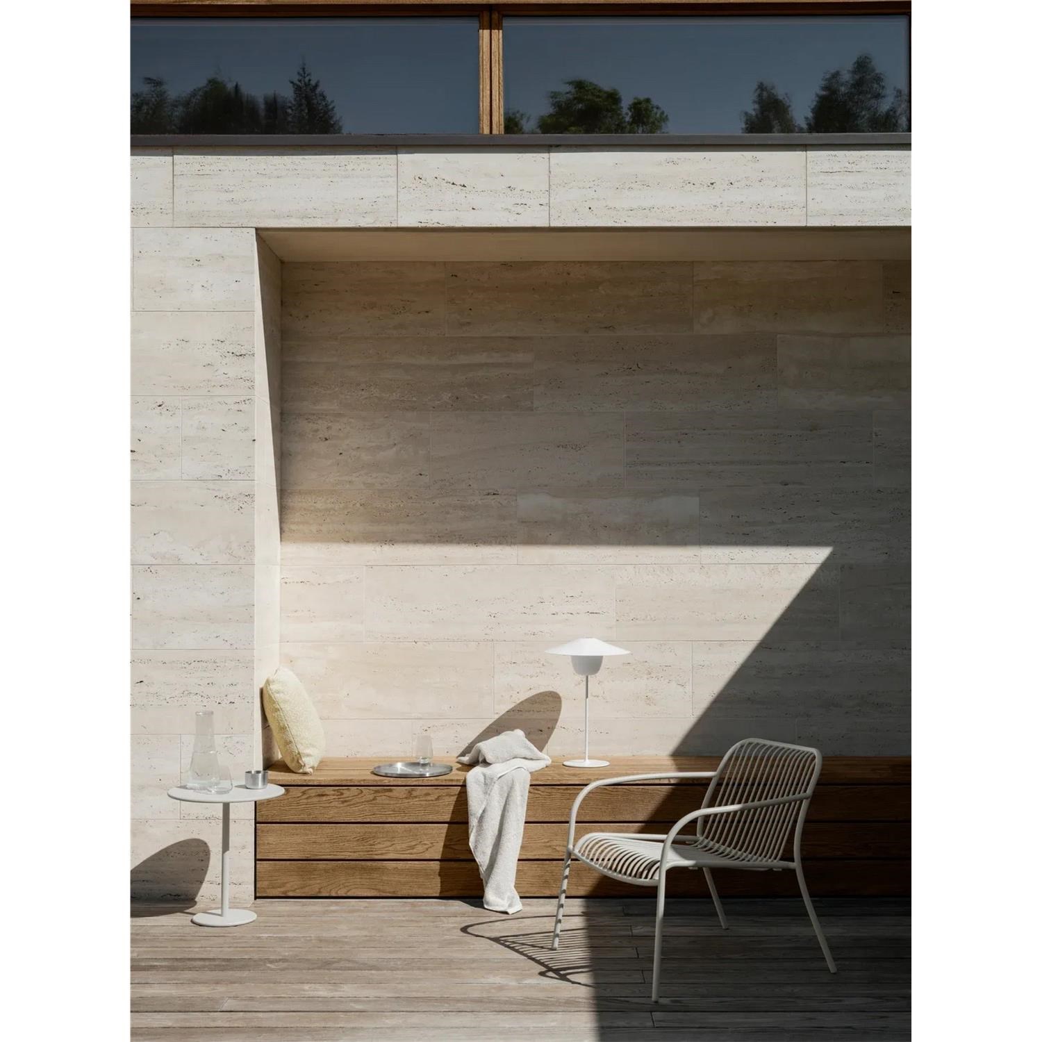 Zahradní křeslo Blomus YUA světle šedé 2_0