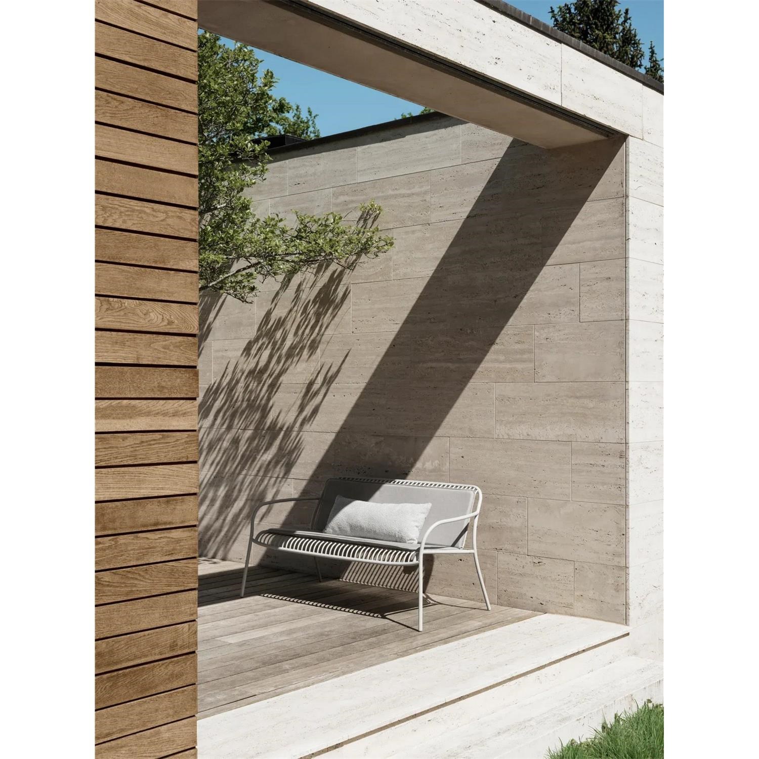 Zahradní Sofa Blomus YUA světle šedé_1