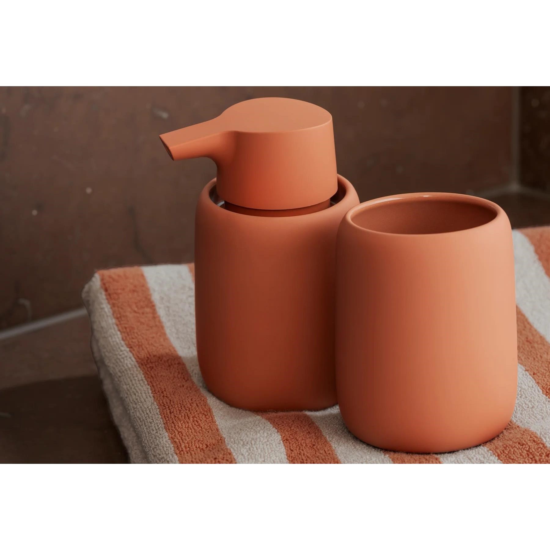 Ručník/osuška Blomus ARTO 70x140cm krémová/hnědé pruhy_0