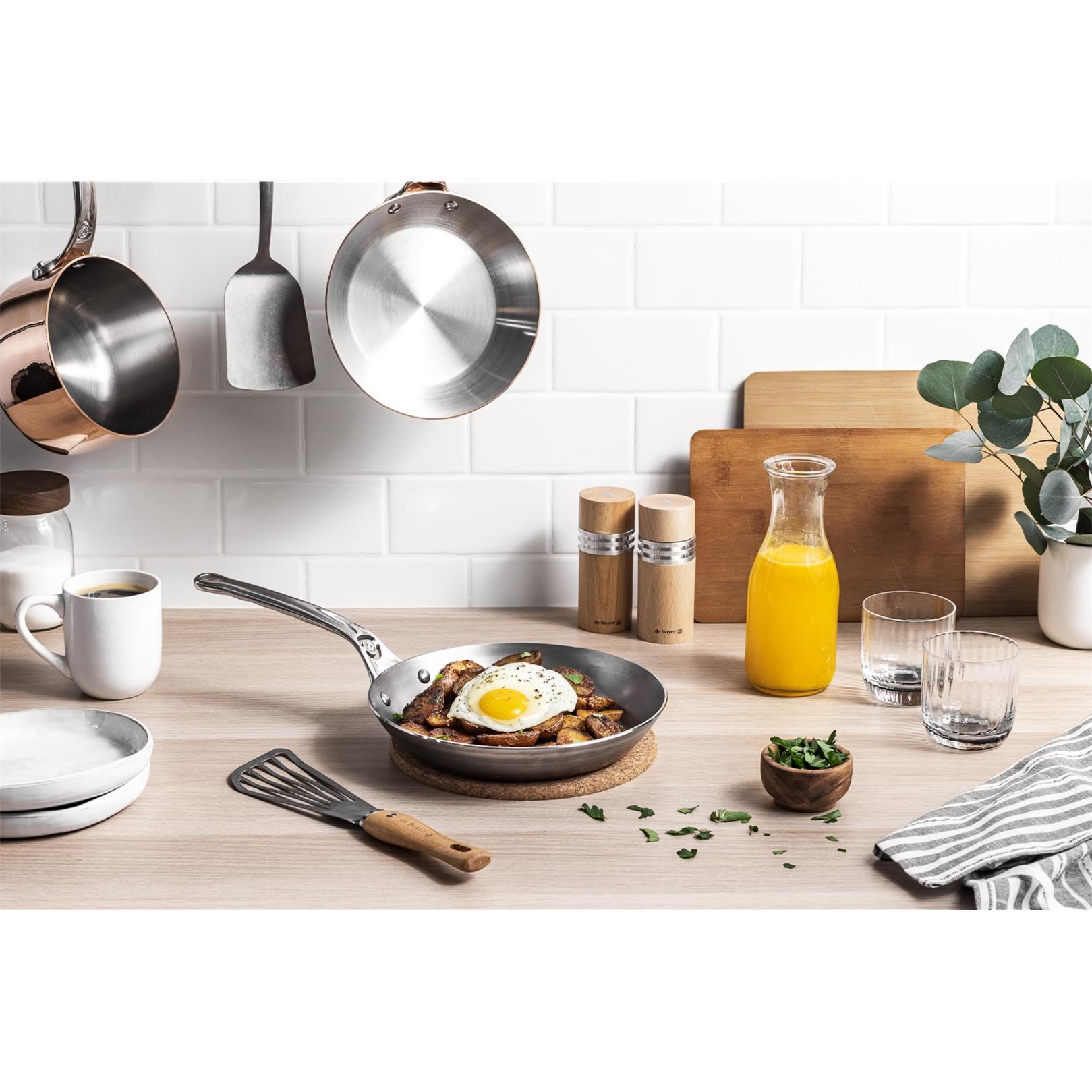 Univerzální pánev de Buyer MINERAL B PRO P.24cm 1,2l_6