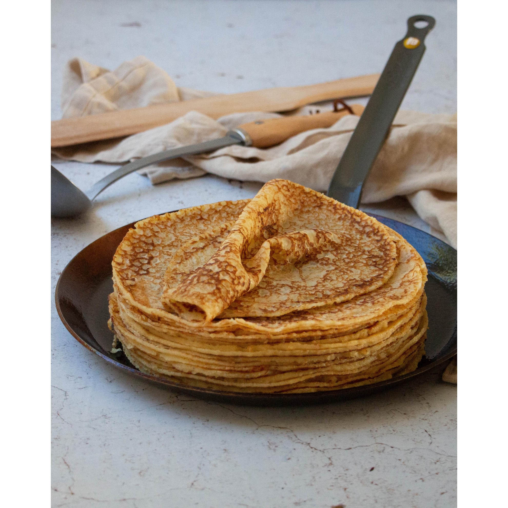 Ocelová pánev na palačinky de Buyer MINERAL B P.24cm_0