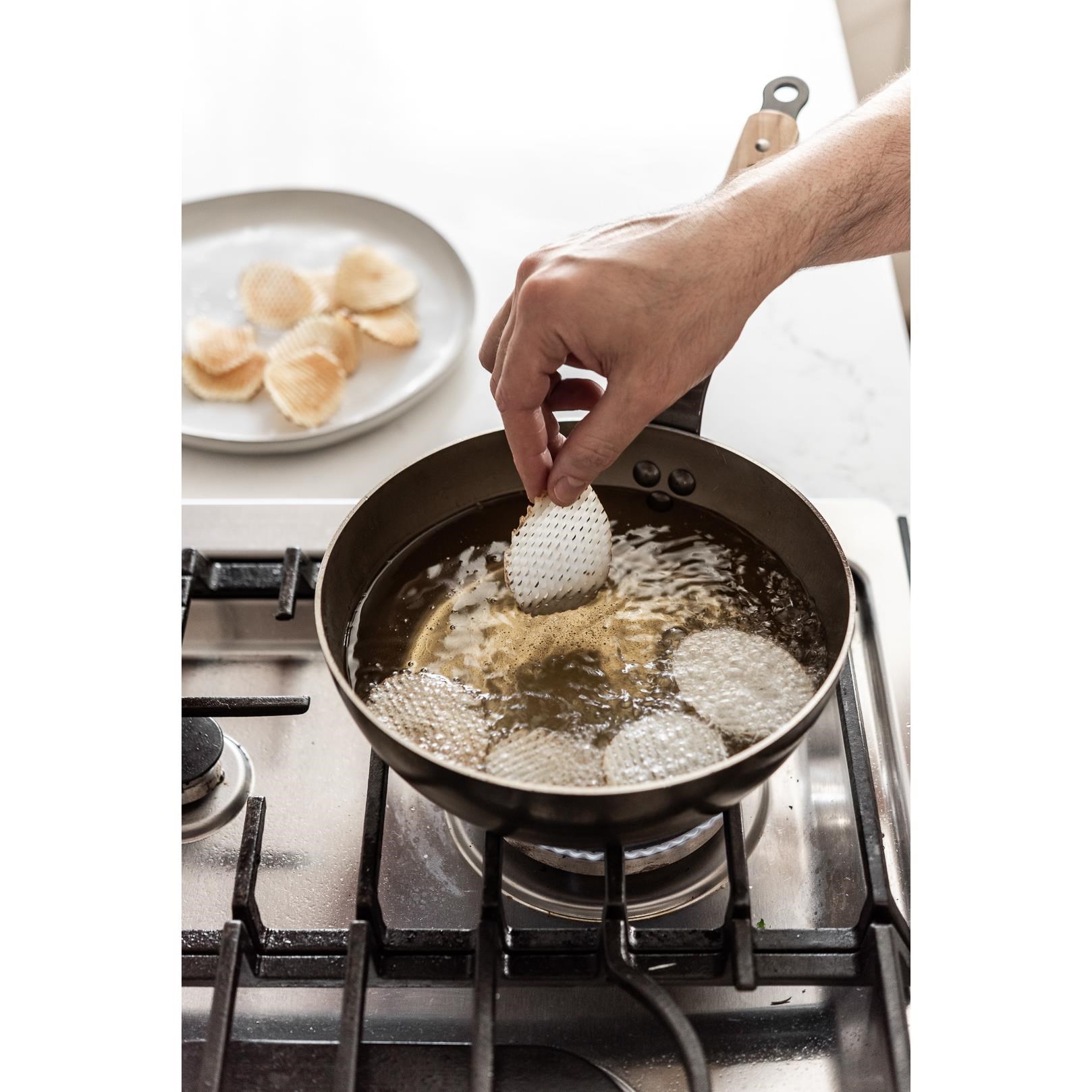 Ocelová hluboká pánev de Buyer MINERAL B BOIS P.24cm 2,5l_0