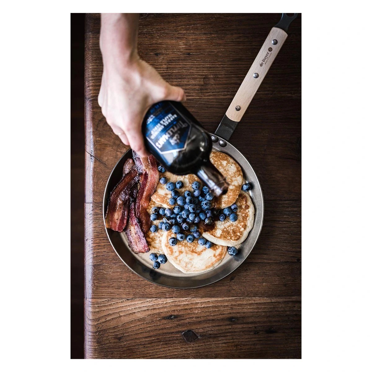 Ocelová pánev na palačinky de Buyer MINERAL B BOIS P.24cm_1