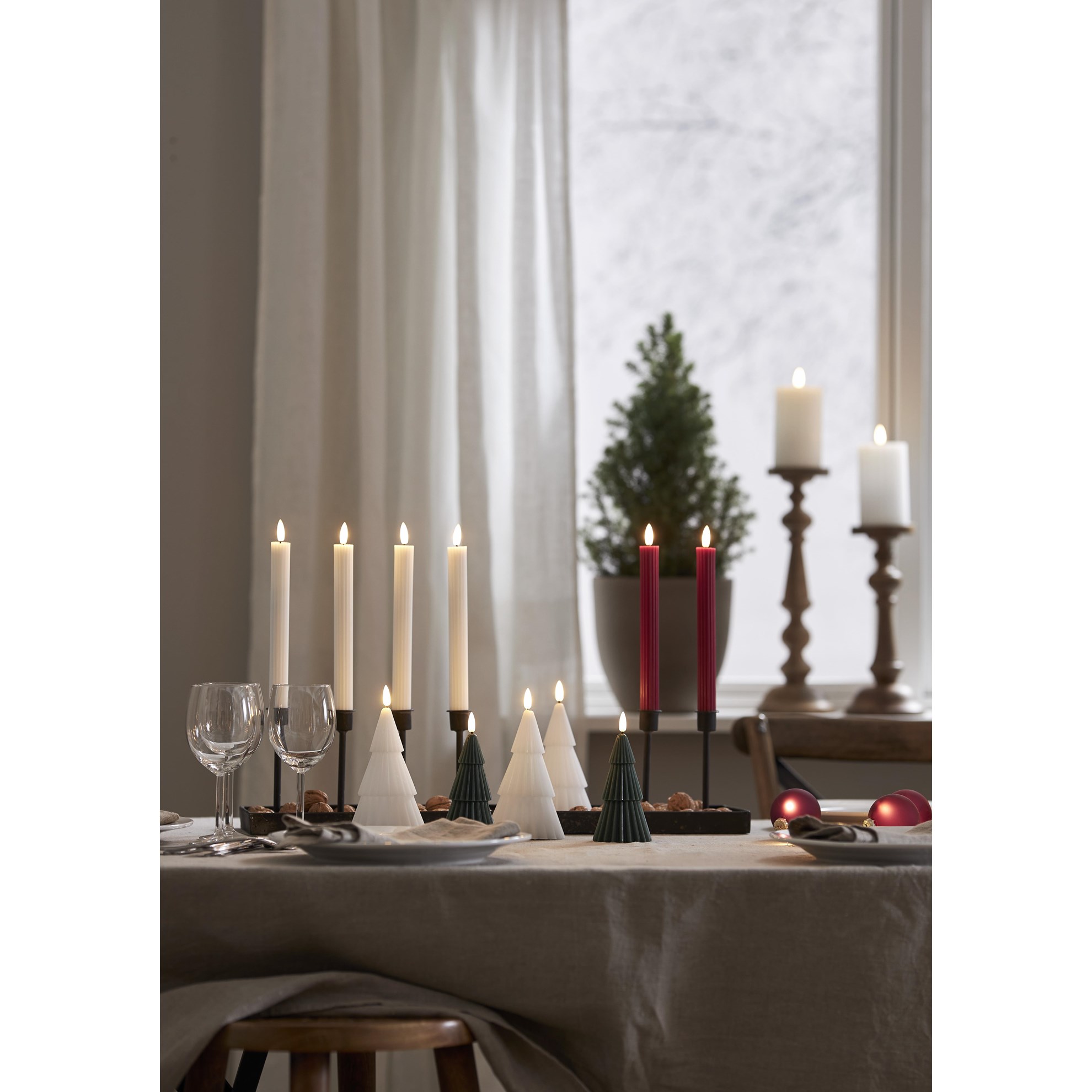 LED svíčka FLAMME GRANY V.18cm bílá_2