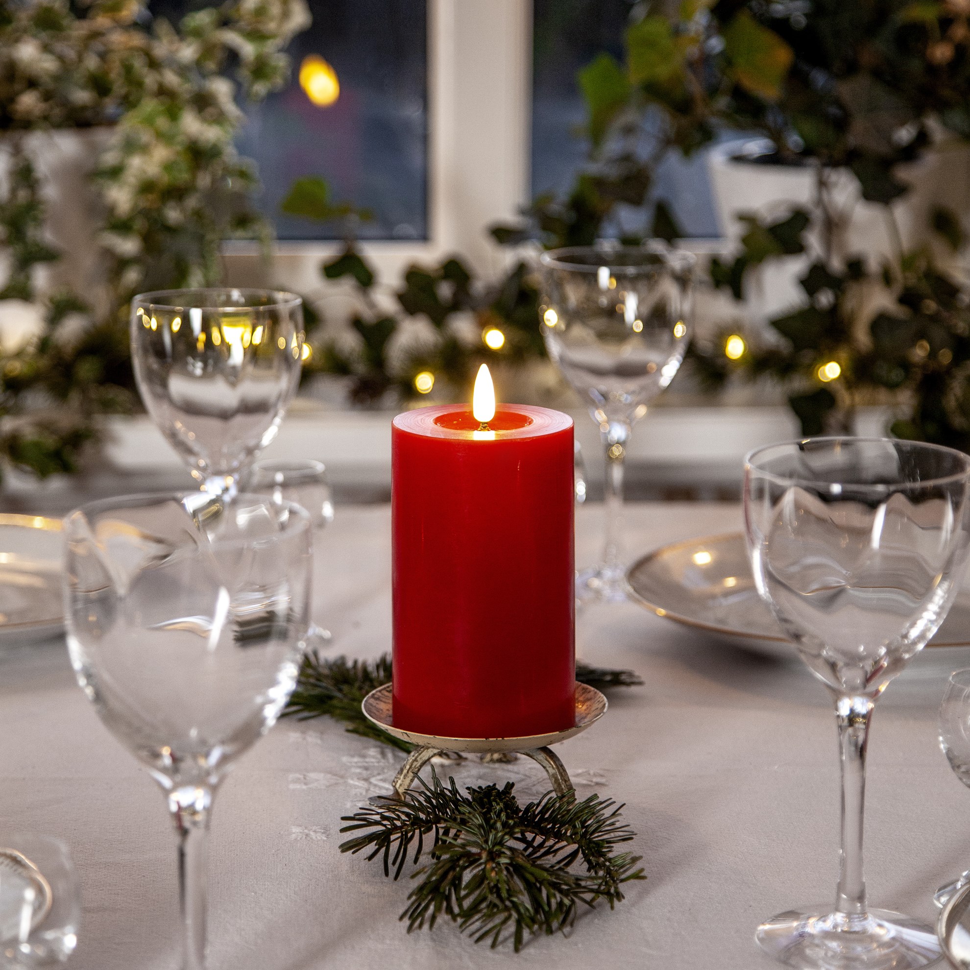 LED svíčka FLAMME FLOW V.15cm červená_0