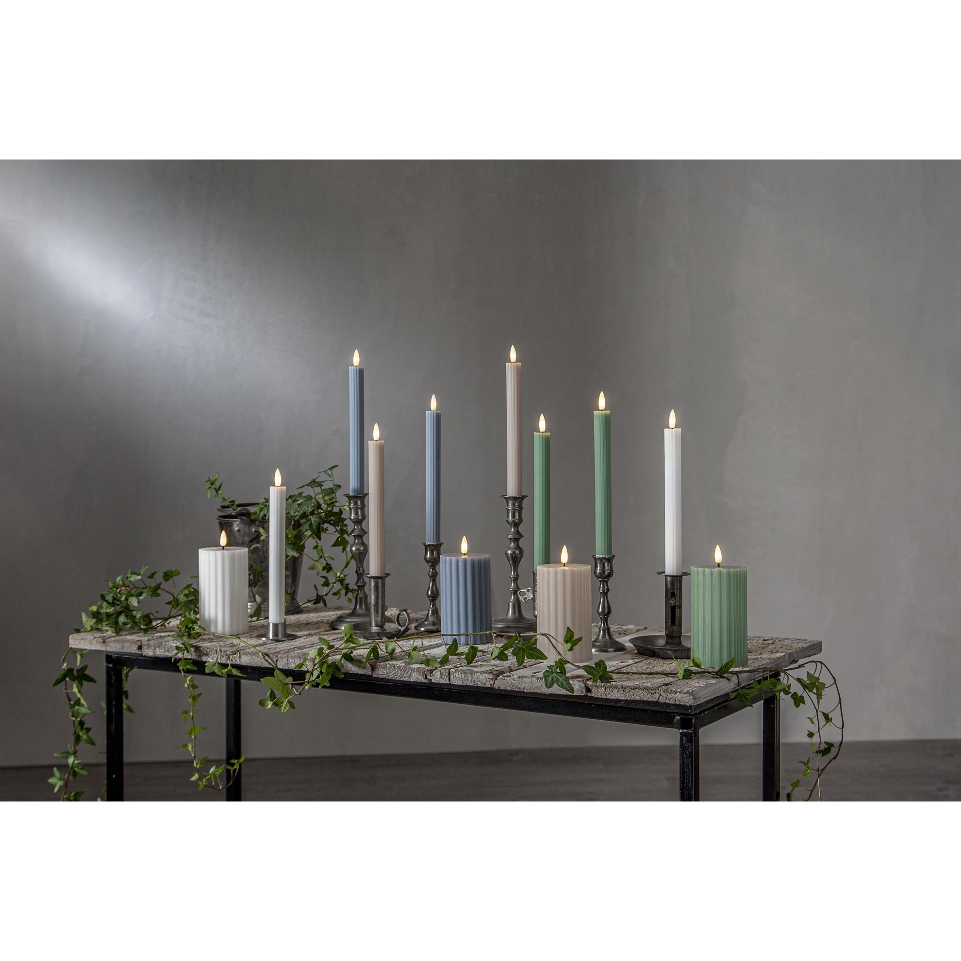 LED dekorační svíčka FLAMME STRIPE V.15cm modrá_3