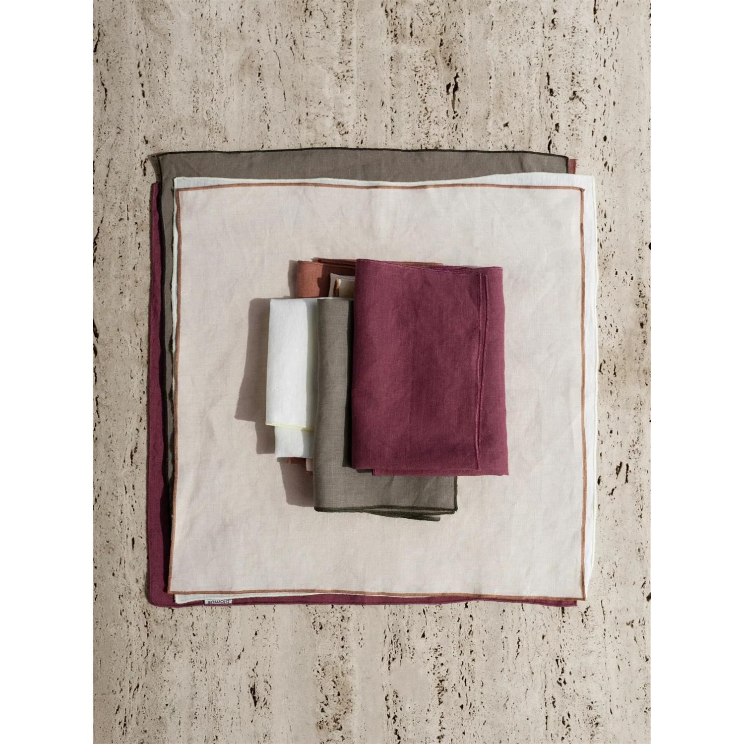 Lněný ubrousek Blomus LINEO 42x42cm slonovinová kost_0