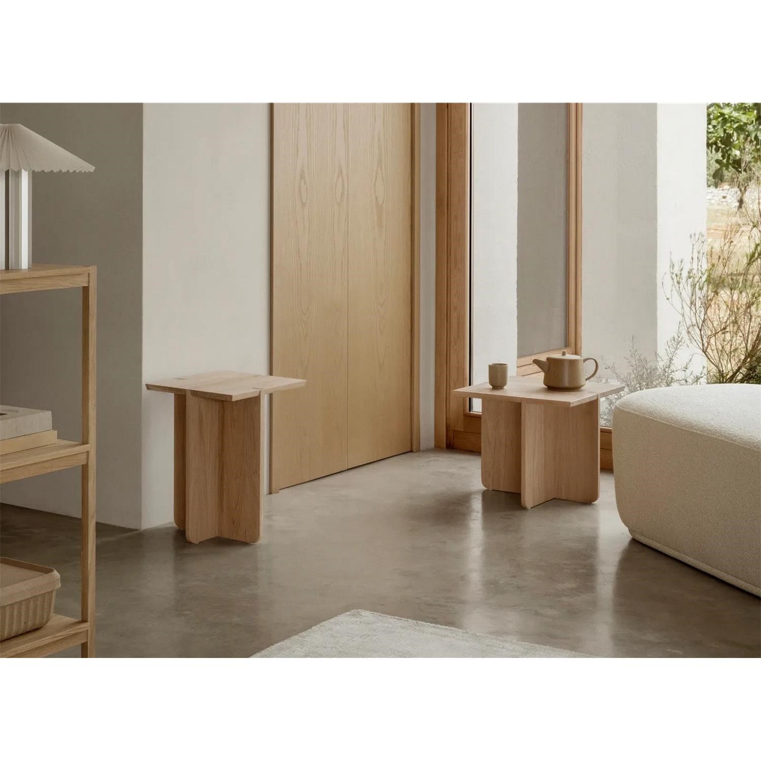 Dřevěný odkládací stolek/taburet Blomus ENGAWA V.46cm přírodní_1