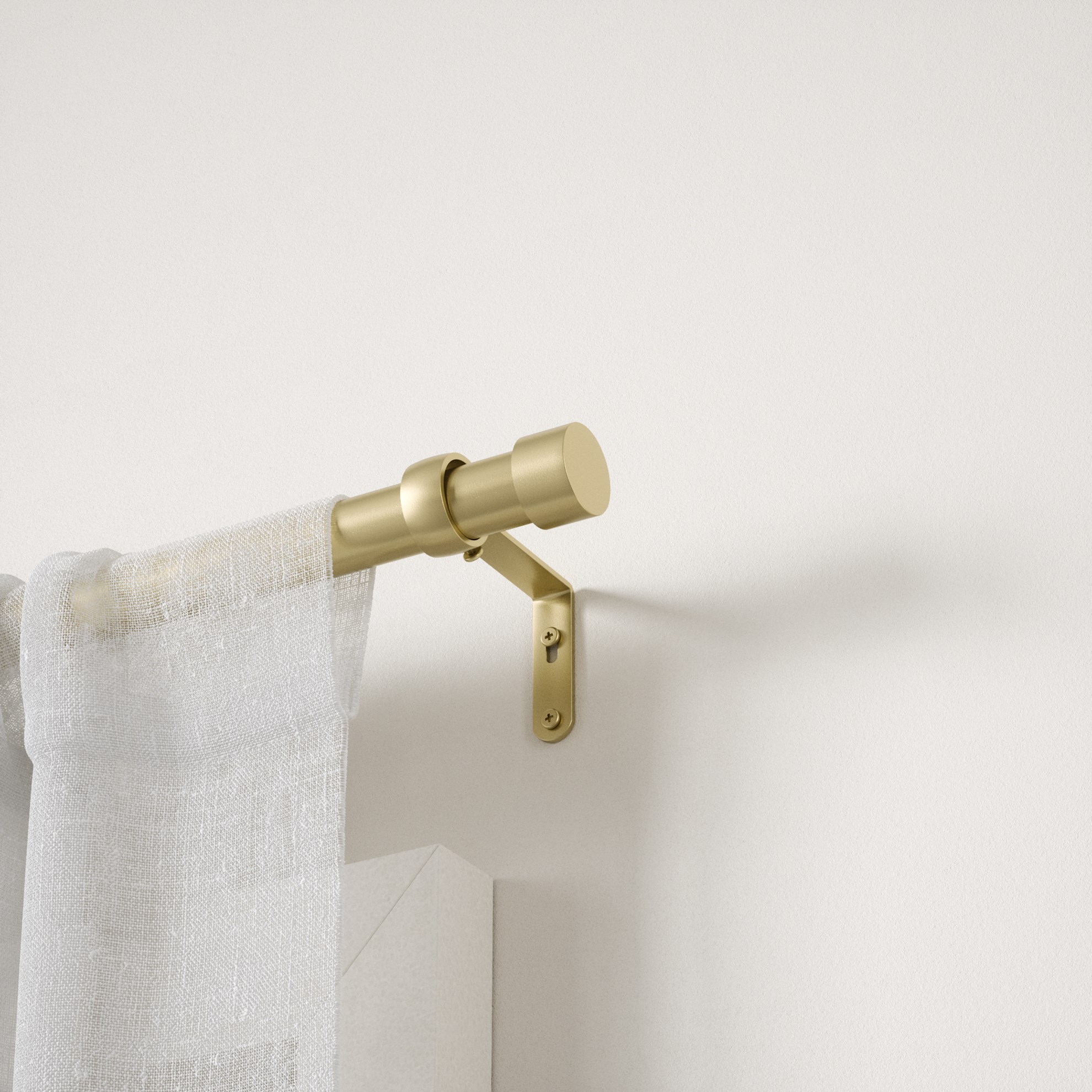 Rozšířitelná garnýž Umbra CAPPA 168-305cm zlatá_1