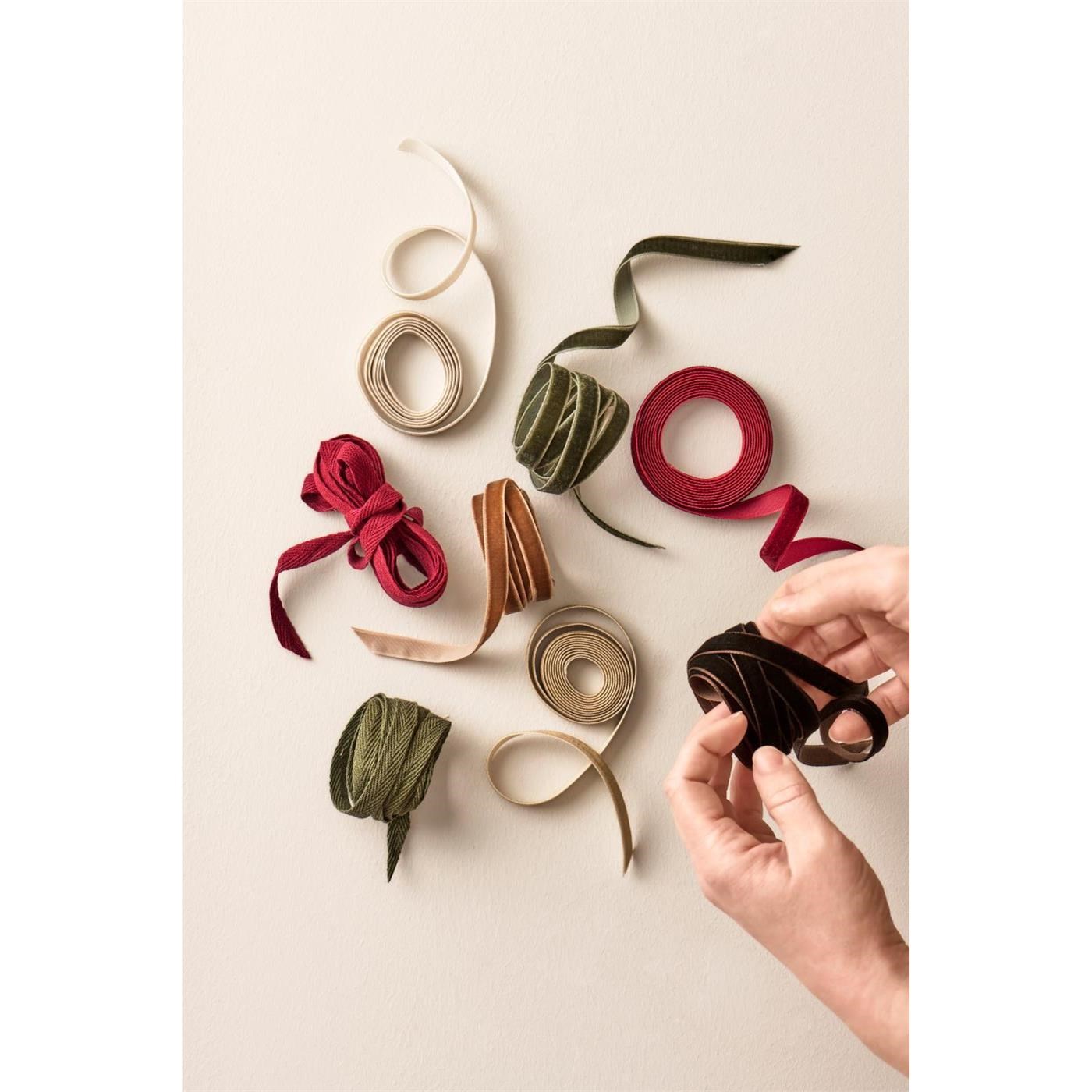 Sametová stuha na cívce Ib Laursen 10 m clay_0