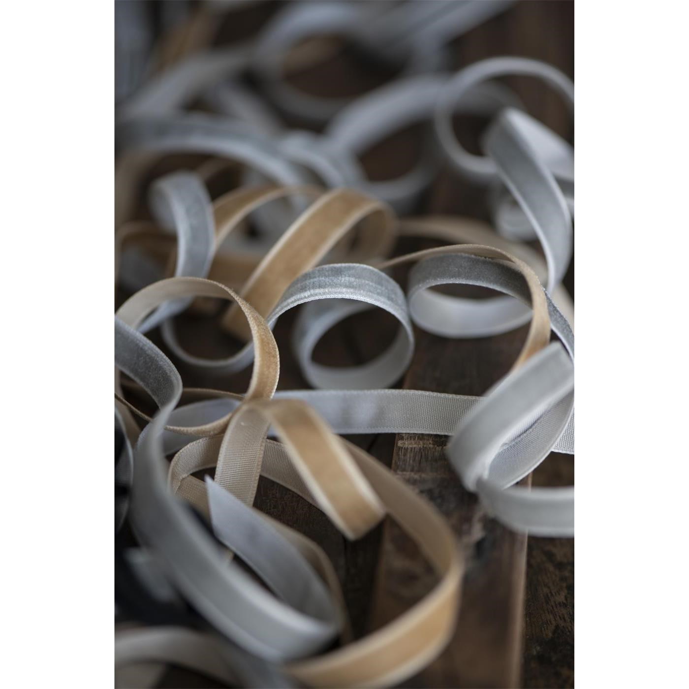 Sametová stuha na cívce Ib Laursen 10 m clay_5