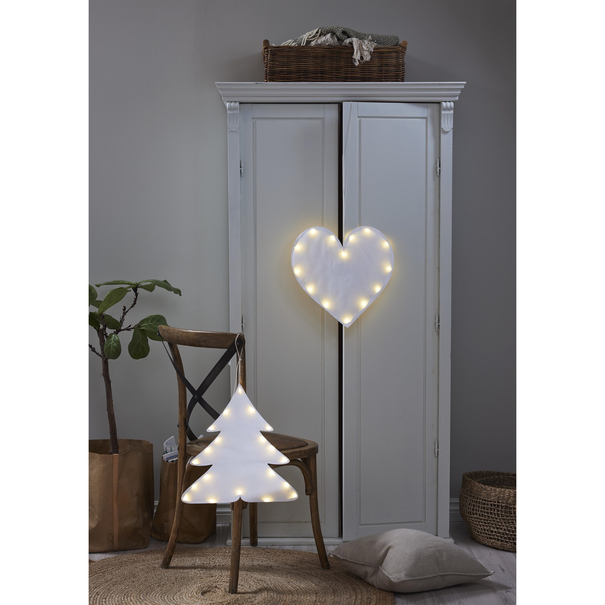 Papírové lehce polstrované srdce s LED diodami 40 cm_1