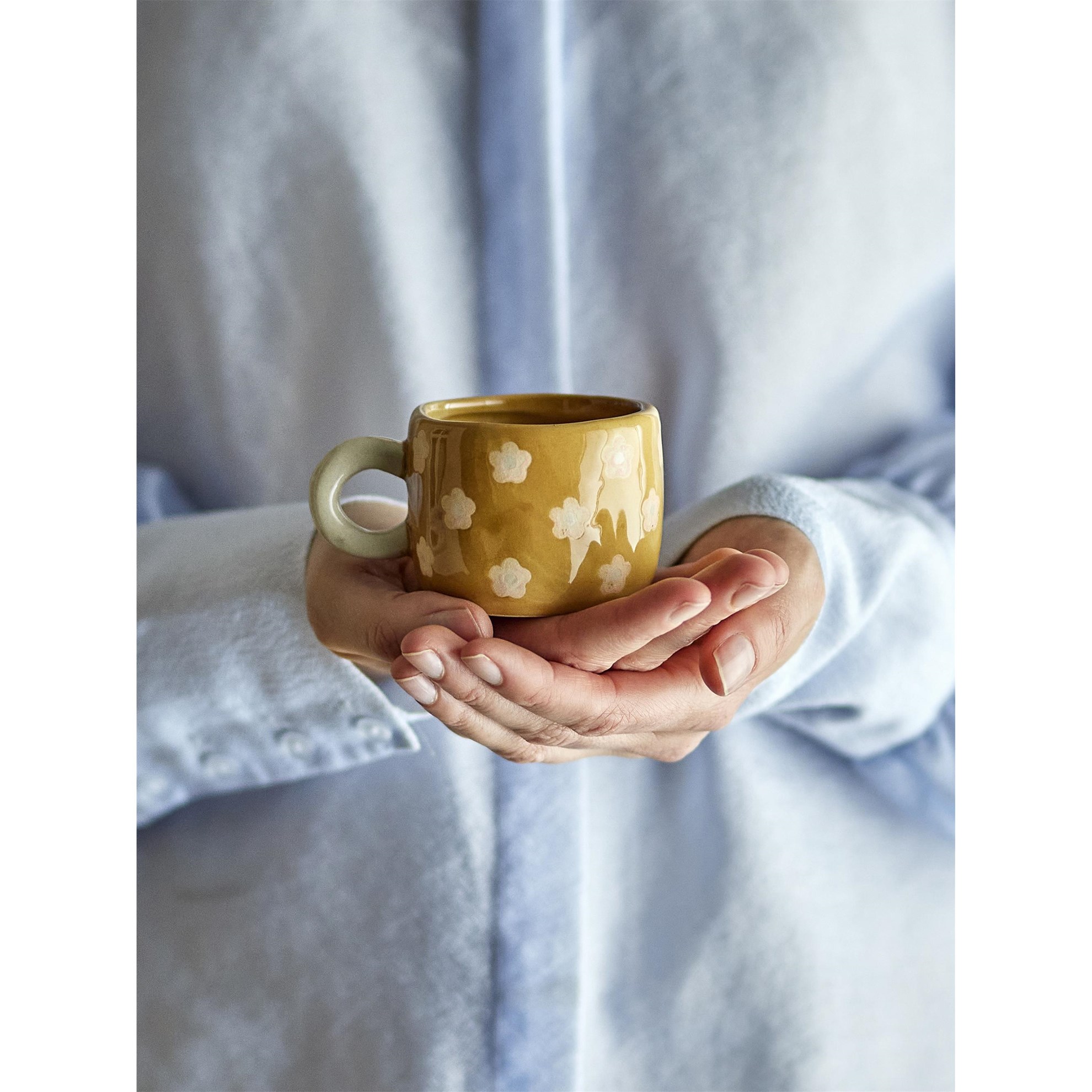 Kameninový hrnek NINI 115ml hnědý s kytičkami_1