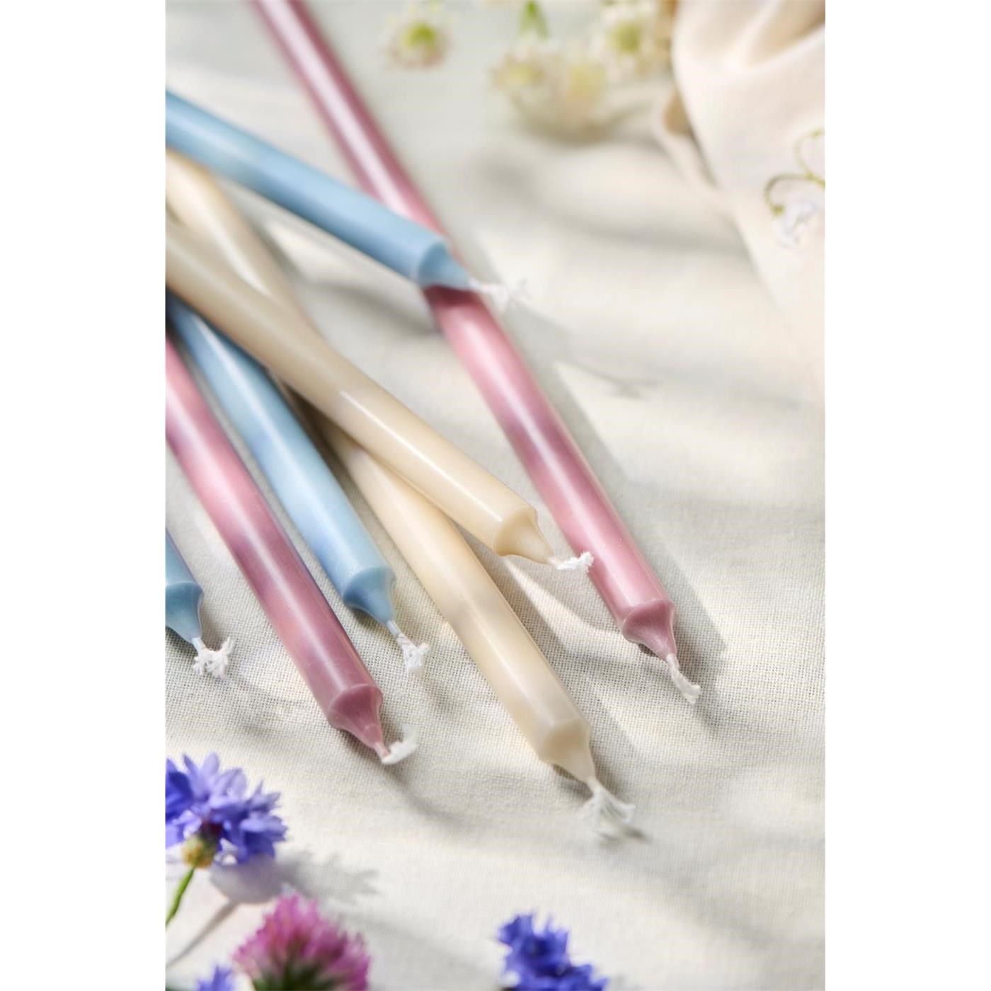 Tenká dlouhá svíčka Ib Laursen dusty blue P.1.3 xV.20 cm_0