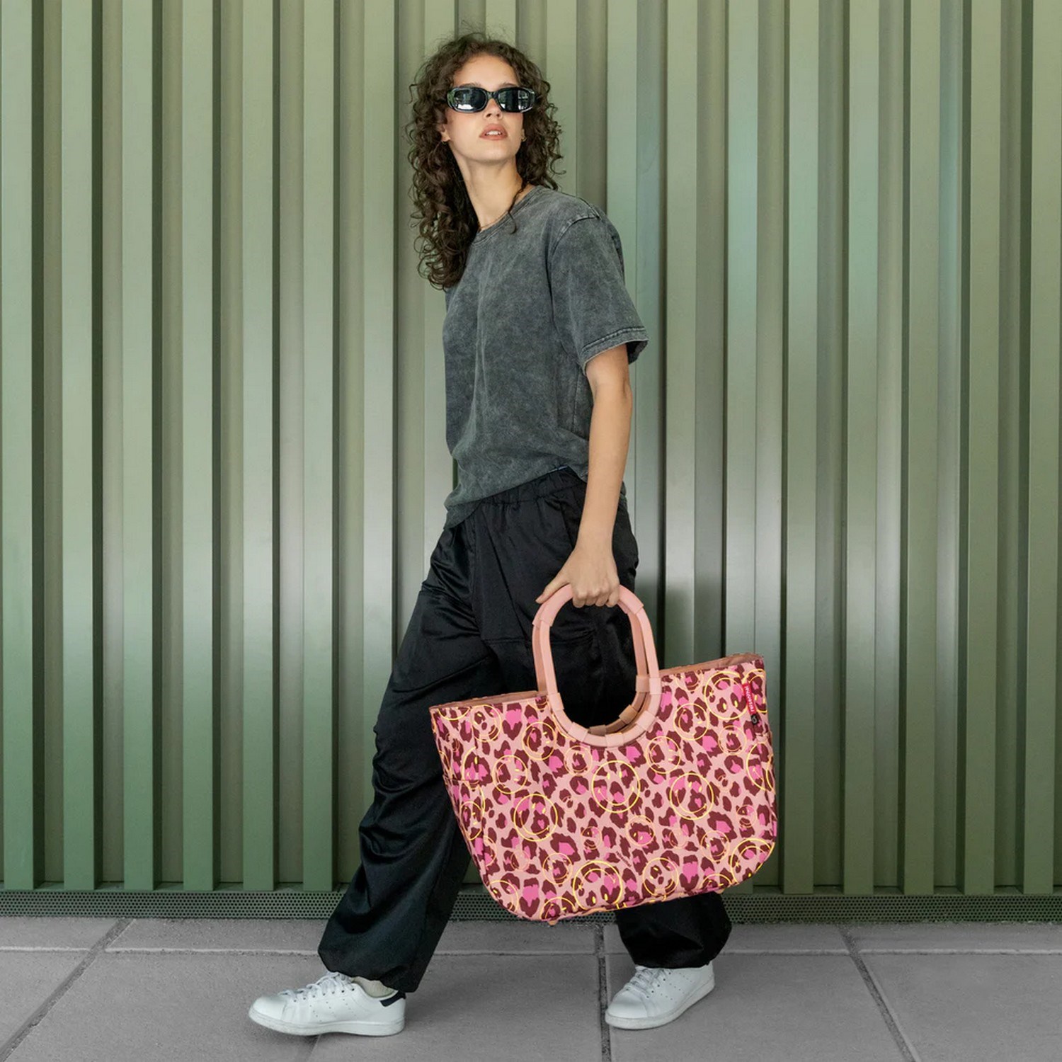 Módní taška Reisenthel Loopshopper L smiley leo blush_0